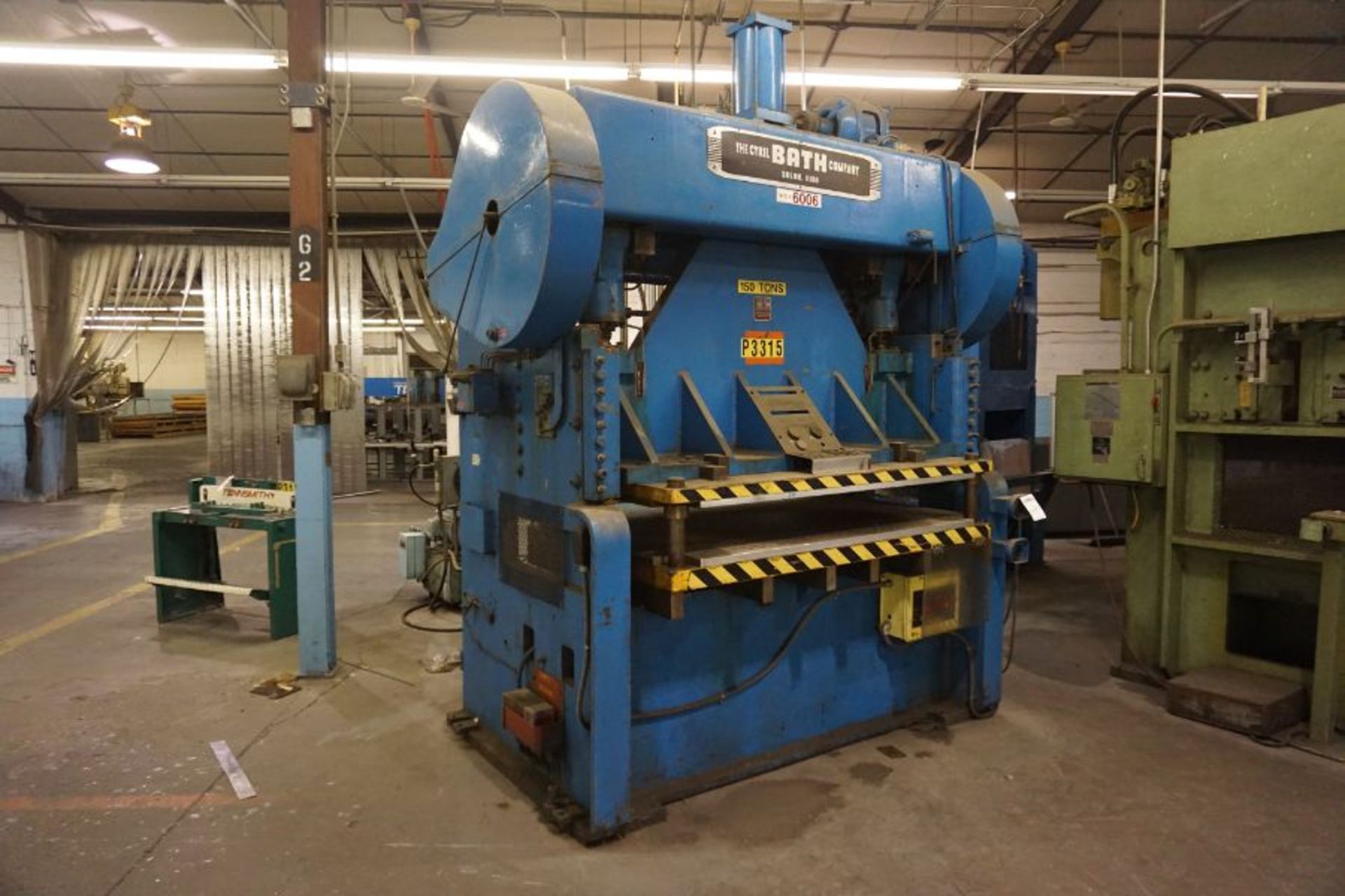 Cyril Bath PT-6-150 150 Ton Air Clutch Press Brake, 63" x 48" Bed, s/n 5629 *Located in - Image 5 of 8