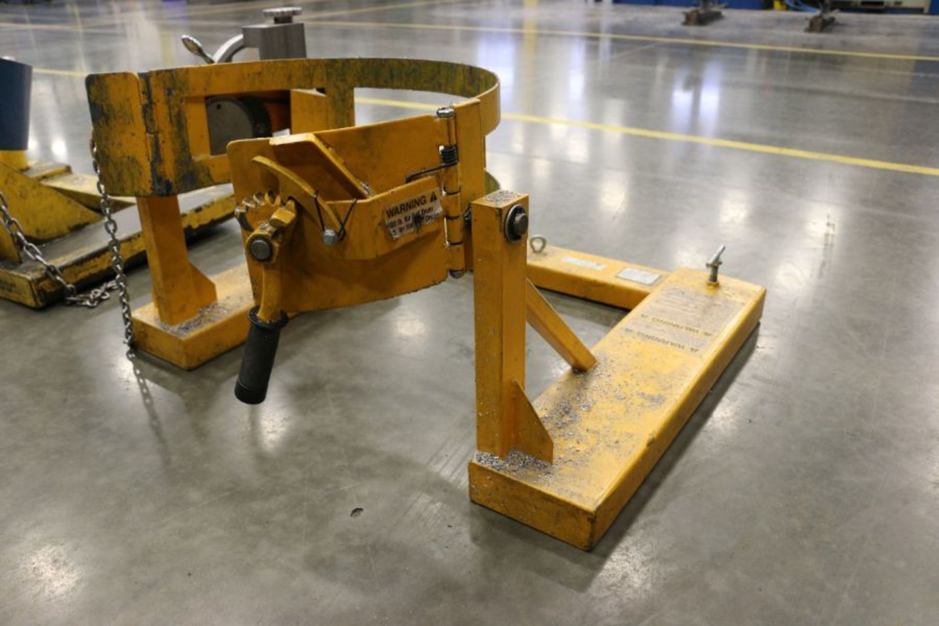 Global Forklift Tilting Drum Dumper - Image 3 of 4