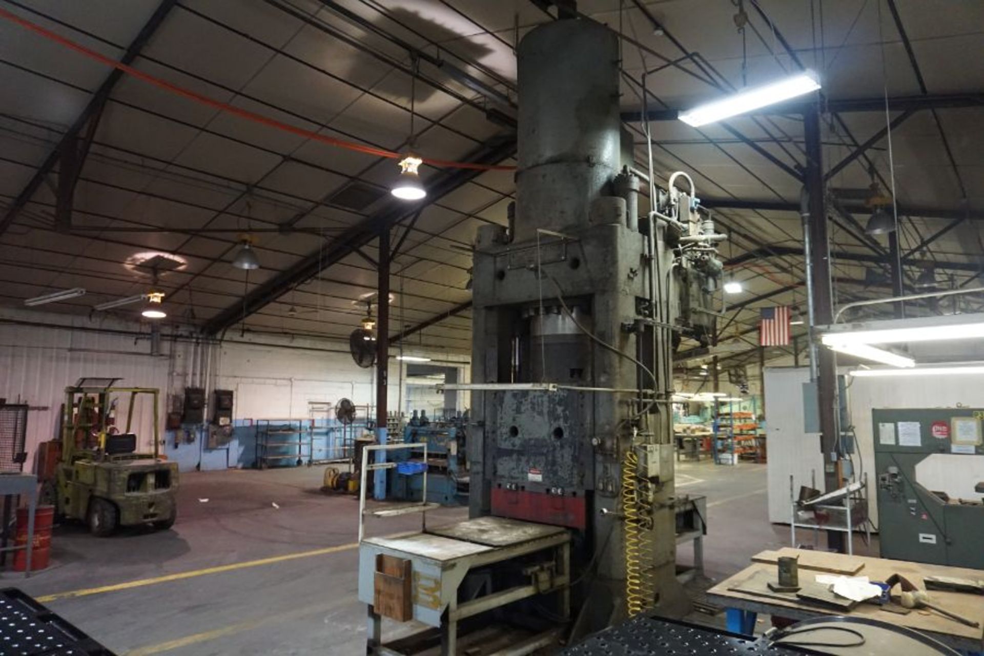 1000 Ton Williams - White Hydraulic Rubber Pad Forming Press, 36" x 36" Bed, 8" Throat Depth - Image 6 of 7