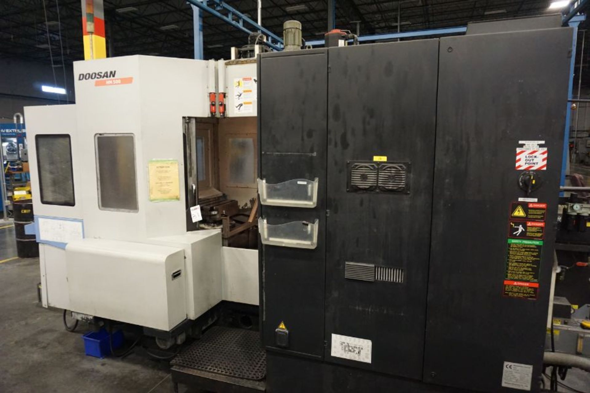 Doosan HM-500, Fanuc 18iMB, (2) 19.7” Pallets, B-Axis, 6k RPM, CT50, 60 ATC, CTS, Probe, s/n New - Image 14 of 17