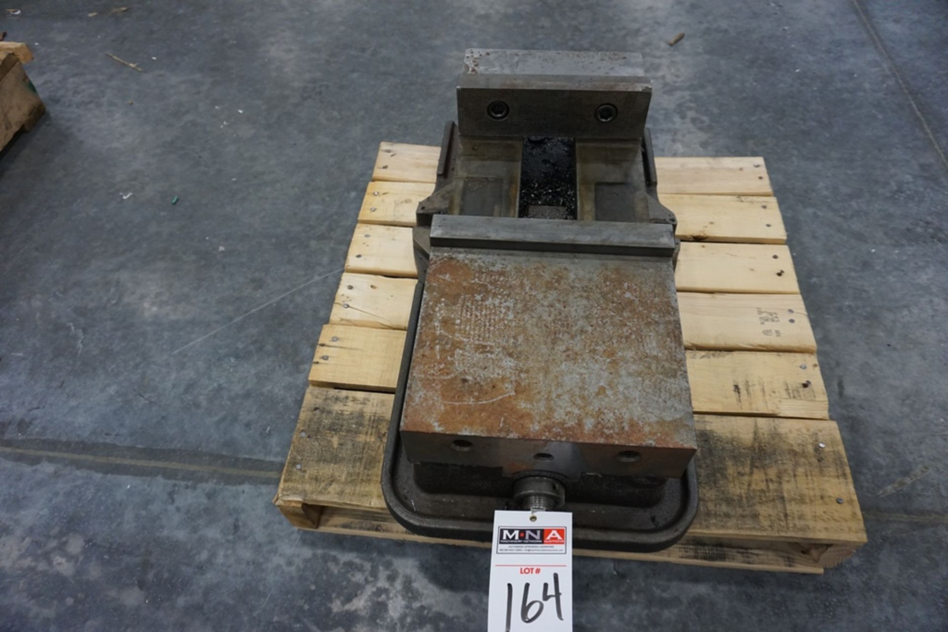 Wilson 10" Mill Vise