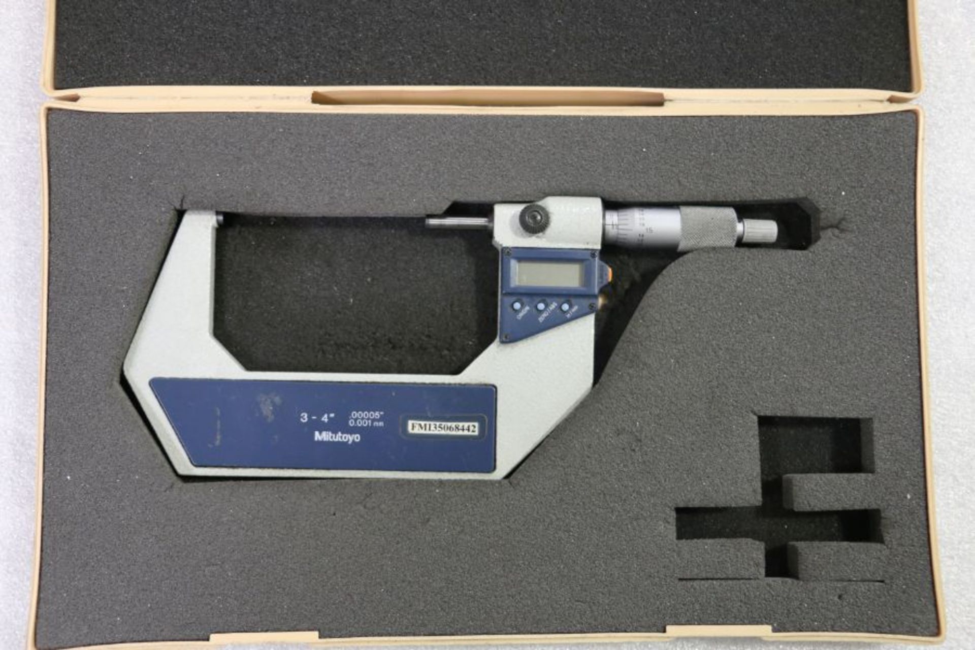 Mitutoyo 3" - 4" Digitial Micrometer