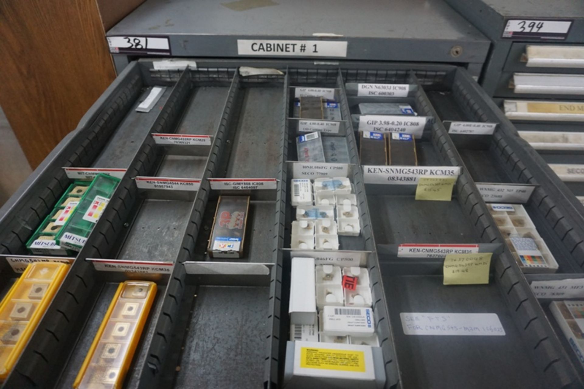 Drawer with Assorted Carbide Inserts - Image 3 of 4