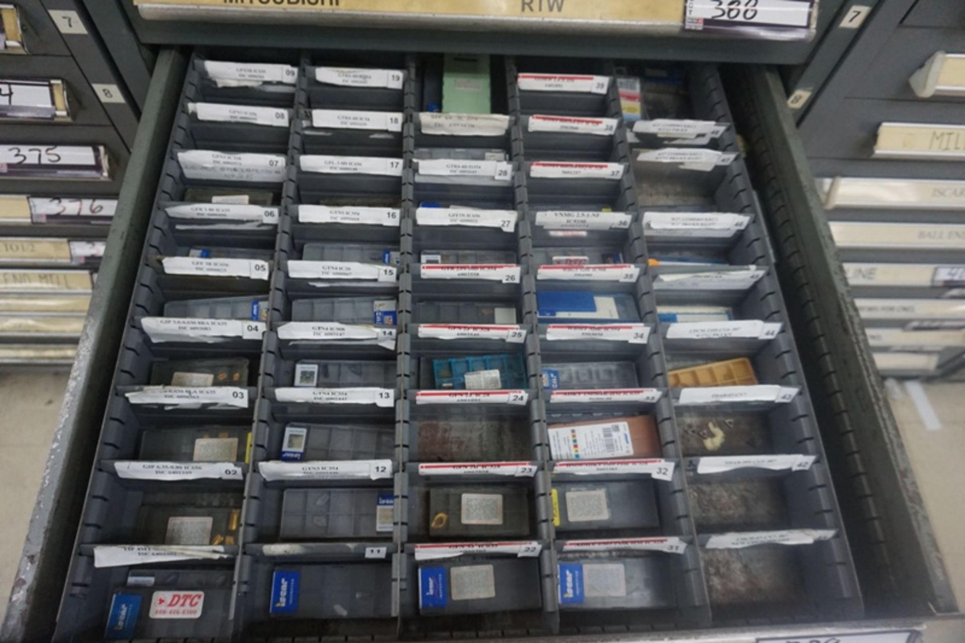 Drawer with Assorted Carbide Inserts - Image 6 of 6