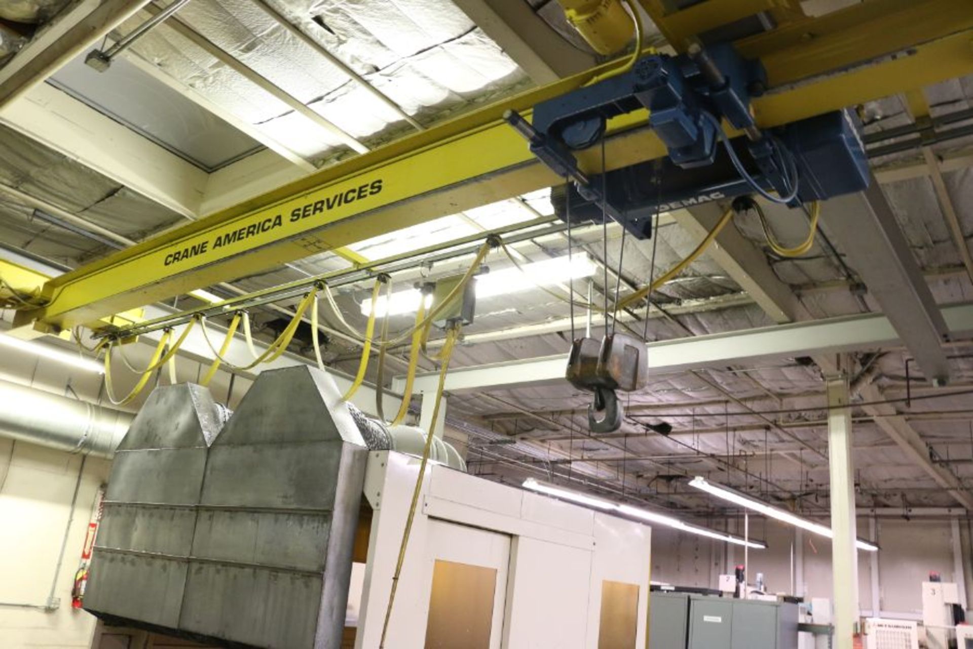 22' x 34' x 13' 3 Ton Cap Self Standing Crane with Demag 3 Ton Hoist - Image 4 of 6