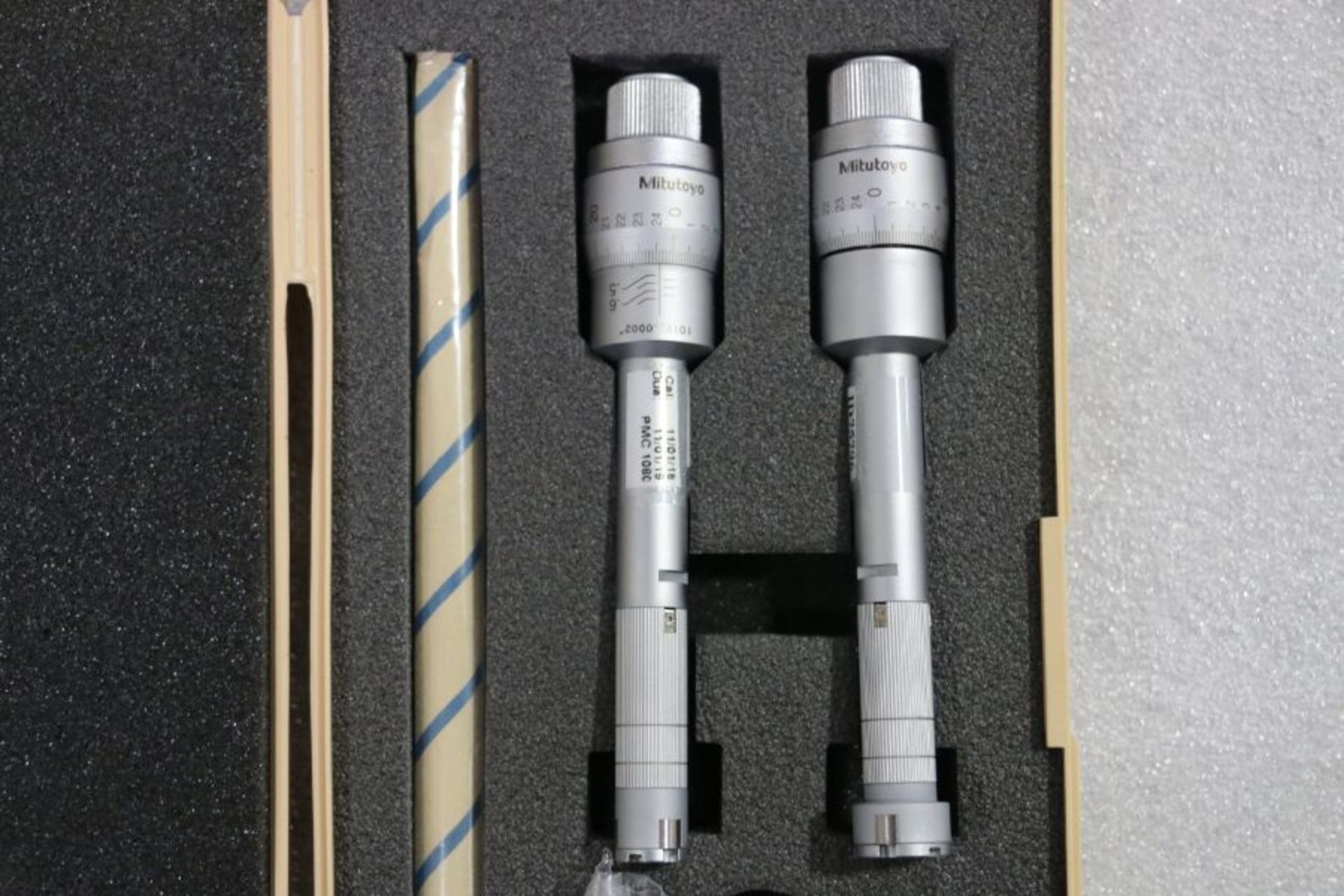 Mitutoyo .500" - .800" Inside Micrometer Set - Image 3 of 3