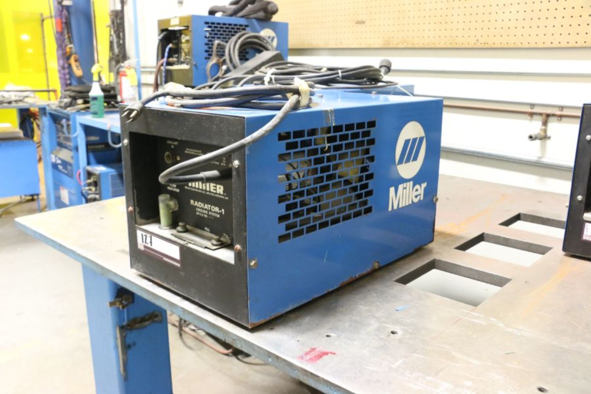 Miller Radiator 1A Cooling System - Image 3 of 4