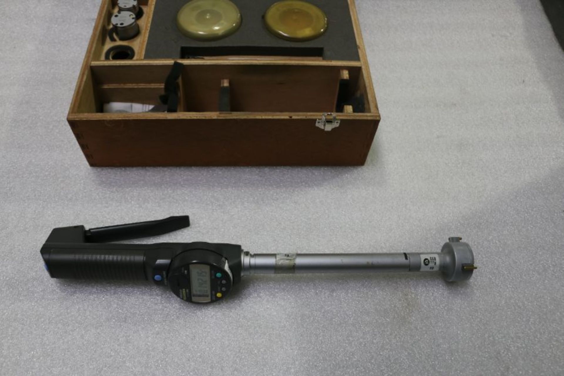 Mitutoyo 2" Digital Bore Micrometer Set - Image 3 of 3