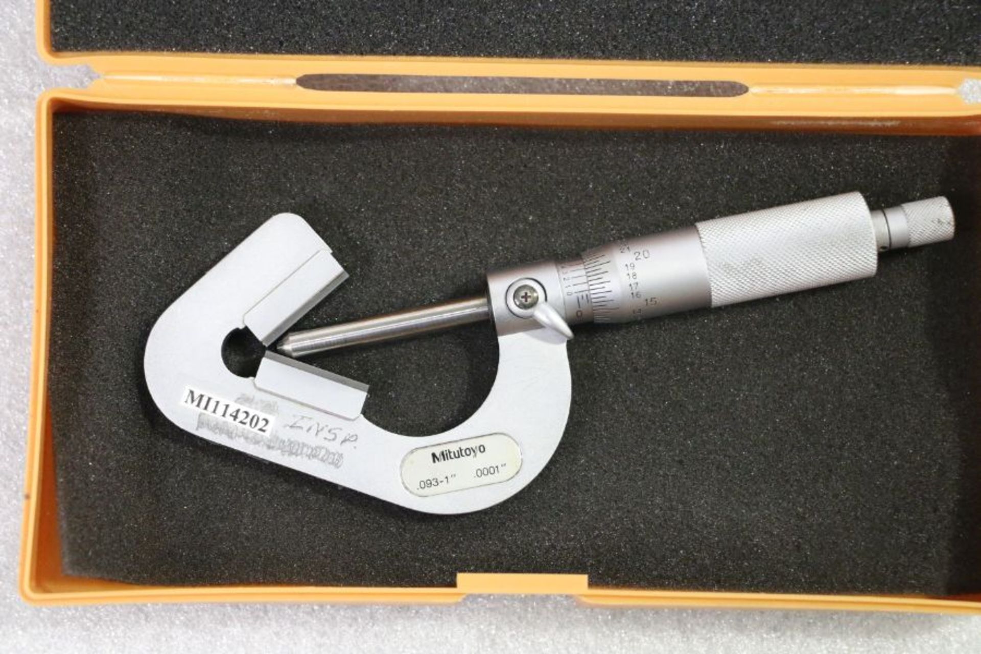 Mitutoyo .093 - 1" V Micrometer