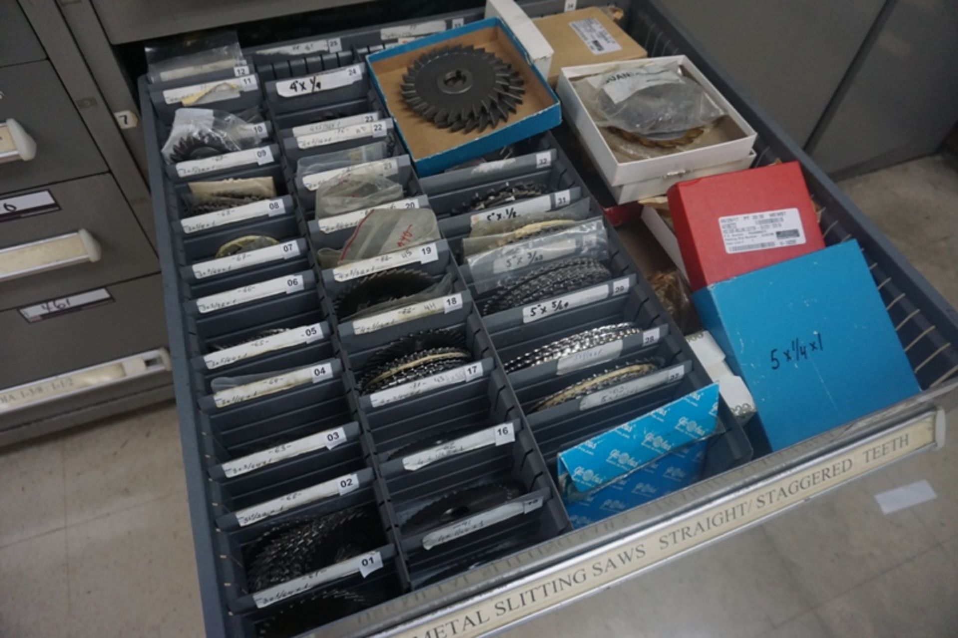 Drawer with Assorted High Speed Saws - Image 4 of 4