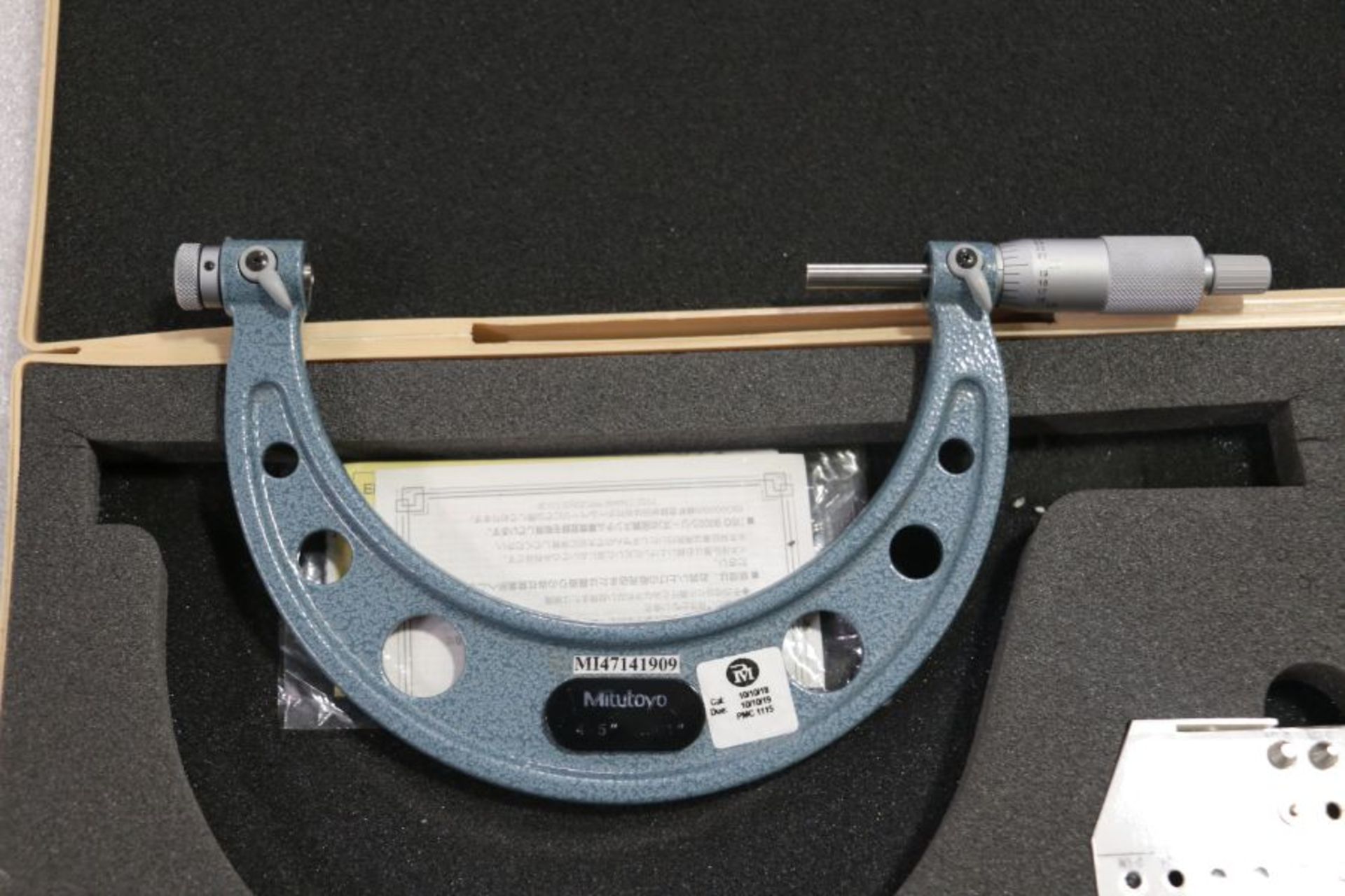 Mitutoyo 4" - 5" Pitch Micrometer - Image 2 of 3