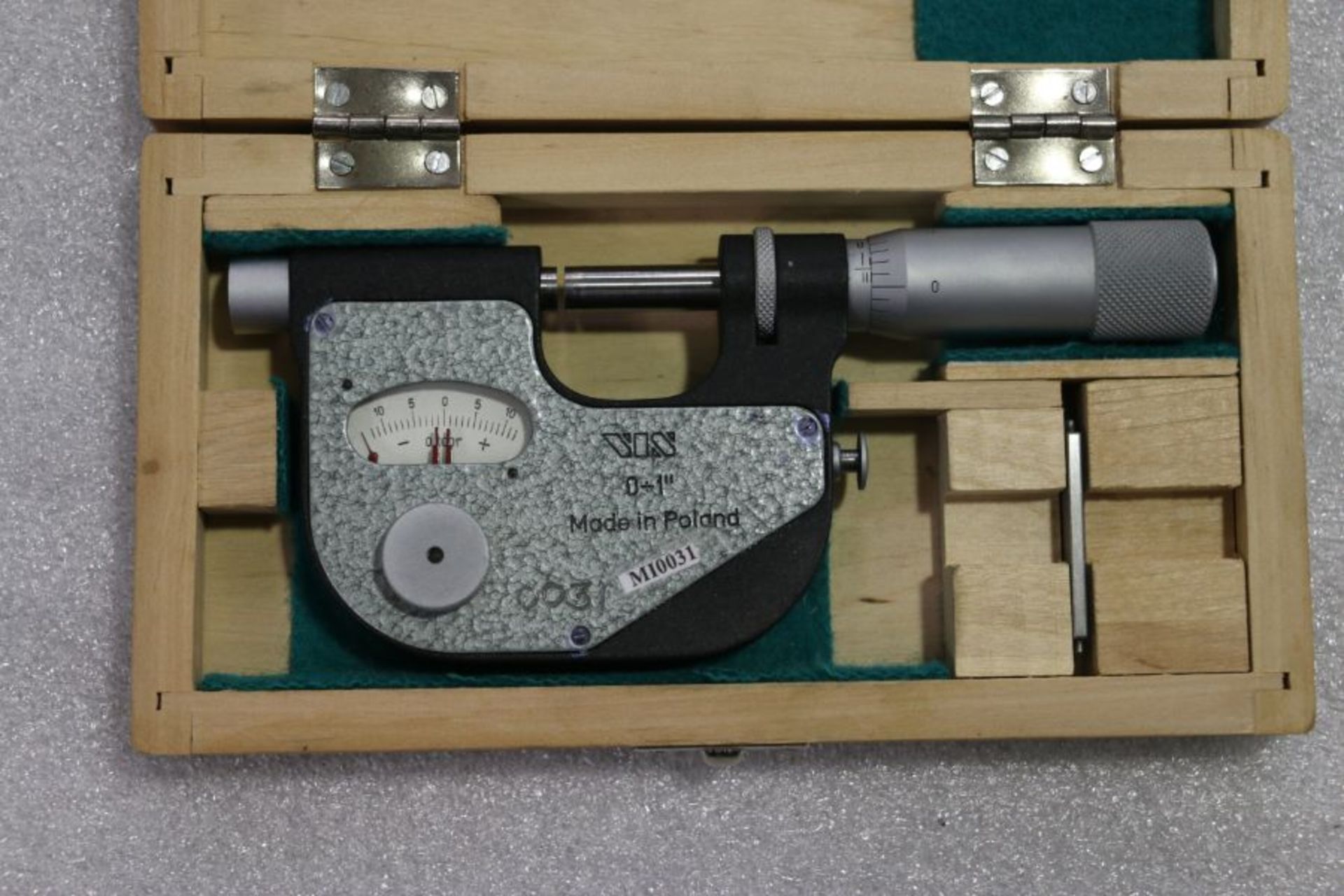 Vin 0" - 1" Indicating Micrometer