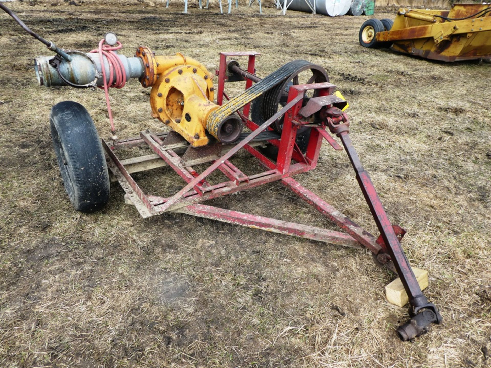 BERKLY IRRIGATION PUMP & TRAILER M# B4TE100 S/N 6111513