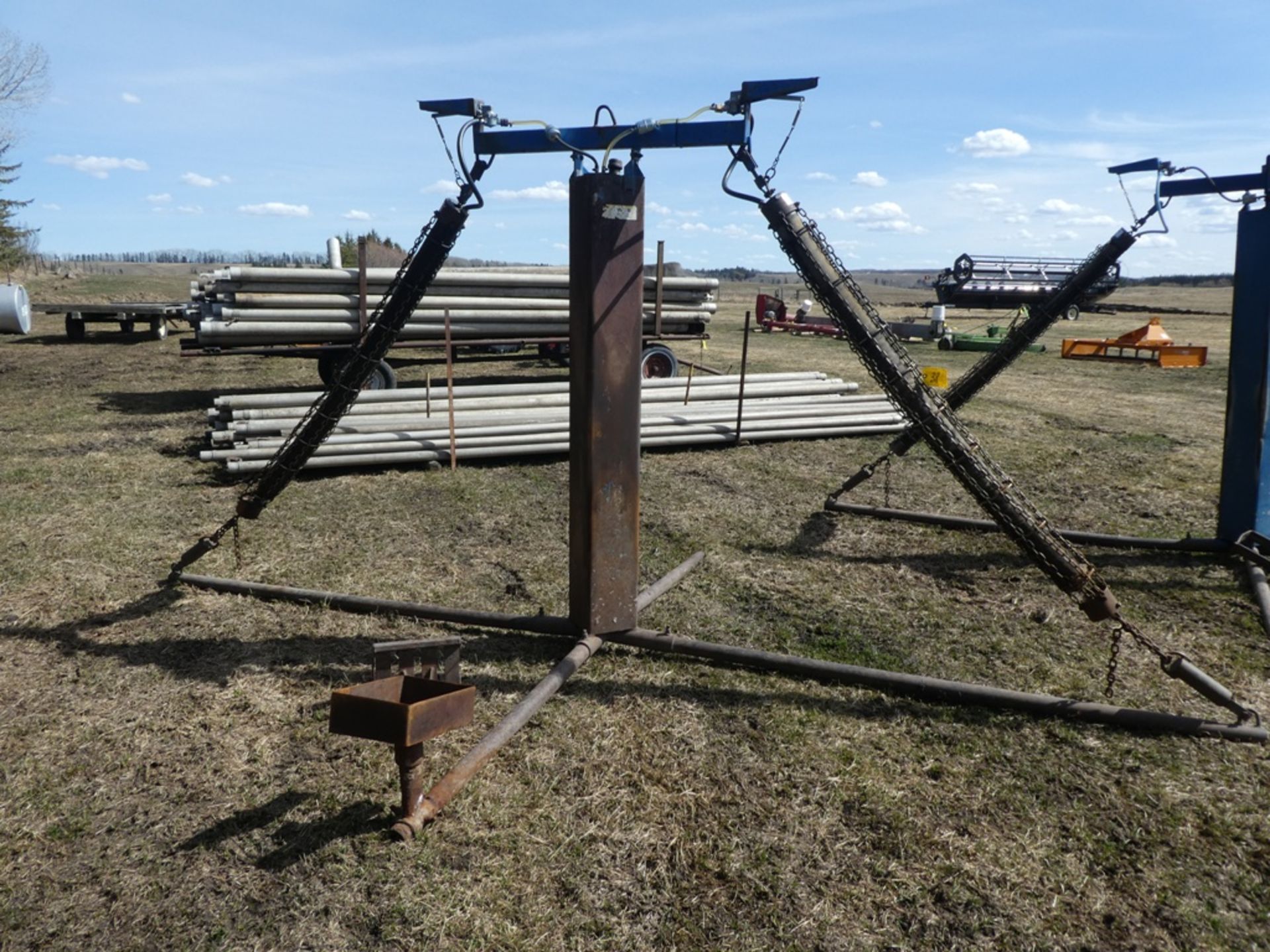 LEWIS CATTLE OILER SERVICED BY LEWIS OILERS IN 2019
