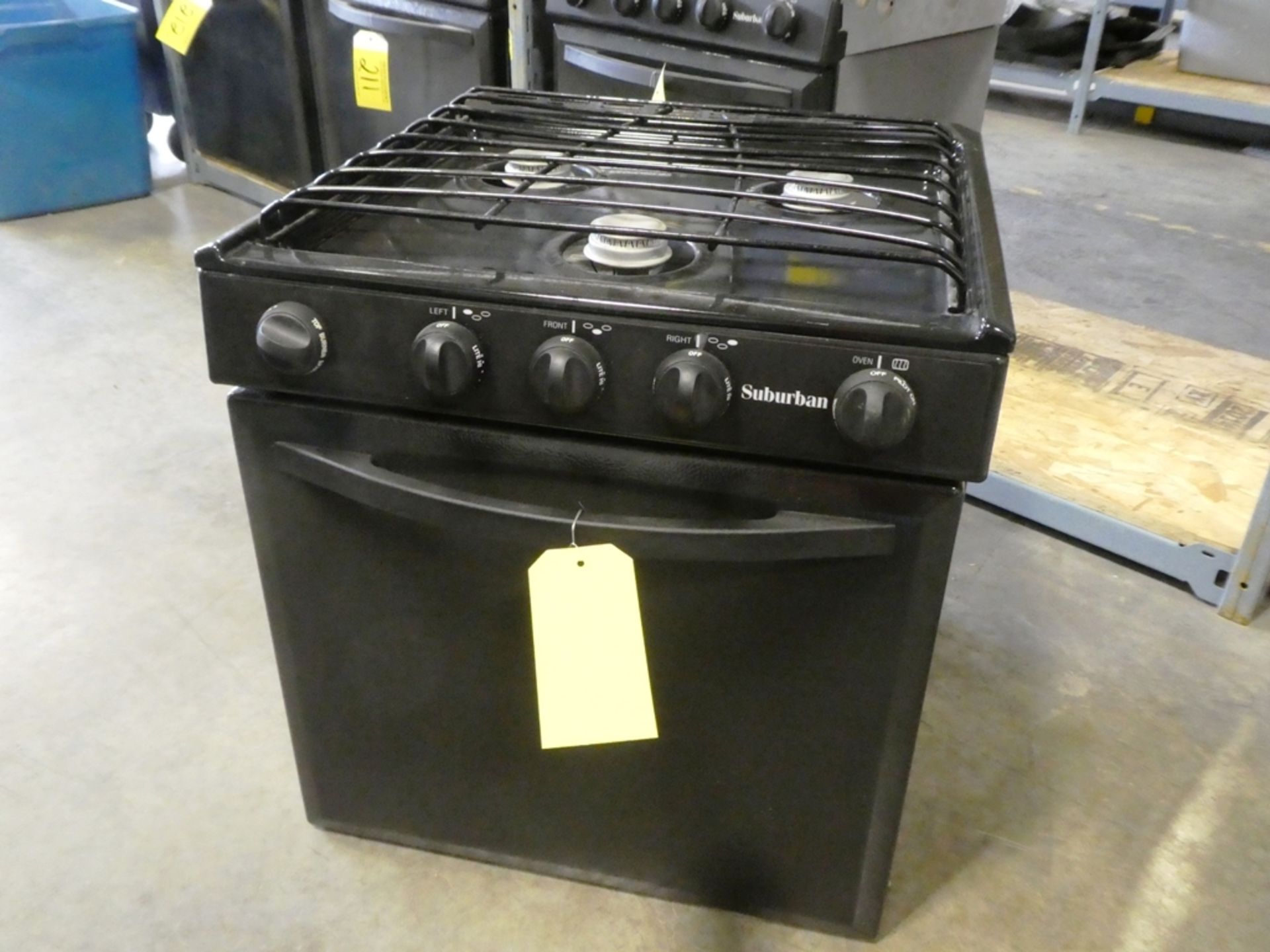 SUBURBAN LPG RANGE & OVEN FOR RV OR WELLSITE TRAILER