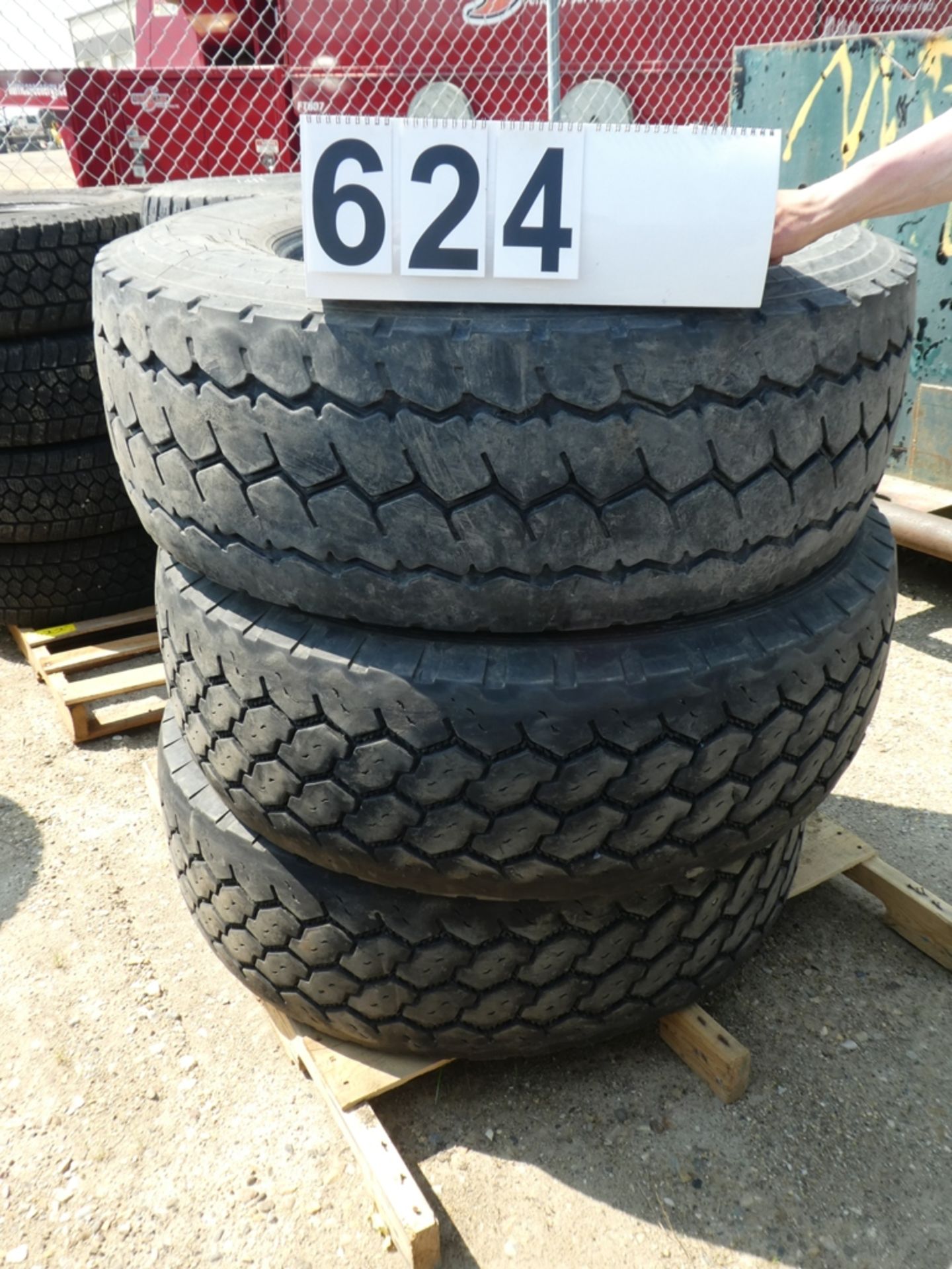 3 - MICHELIN XZY3 TIRES - 385/65R225