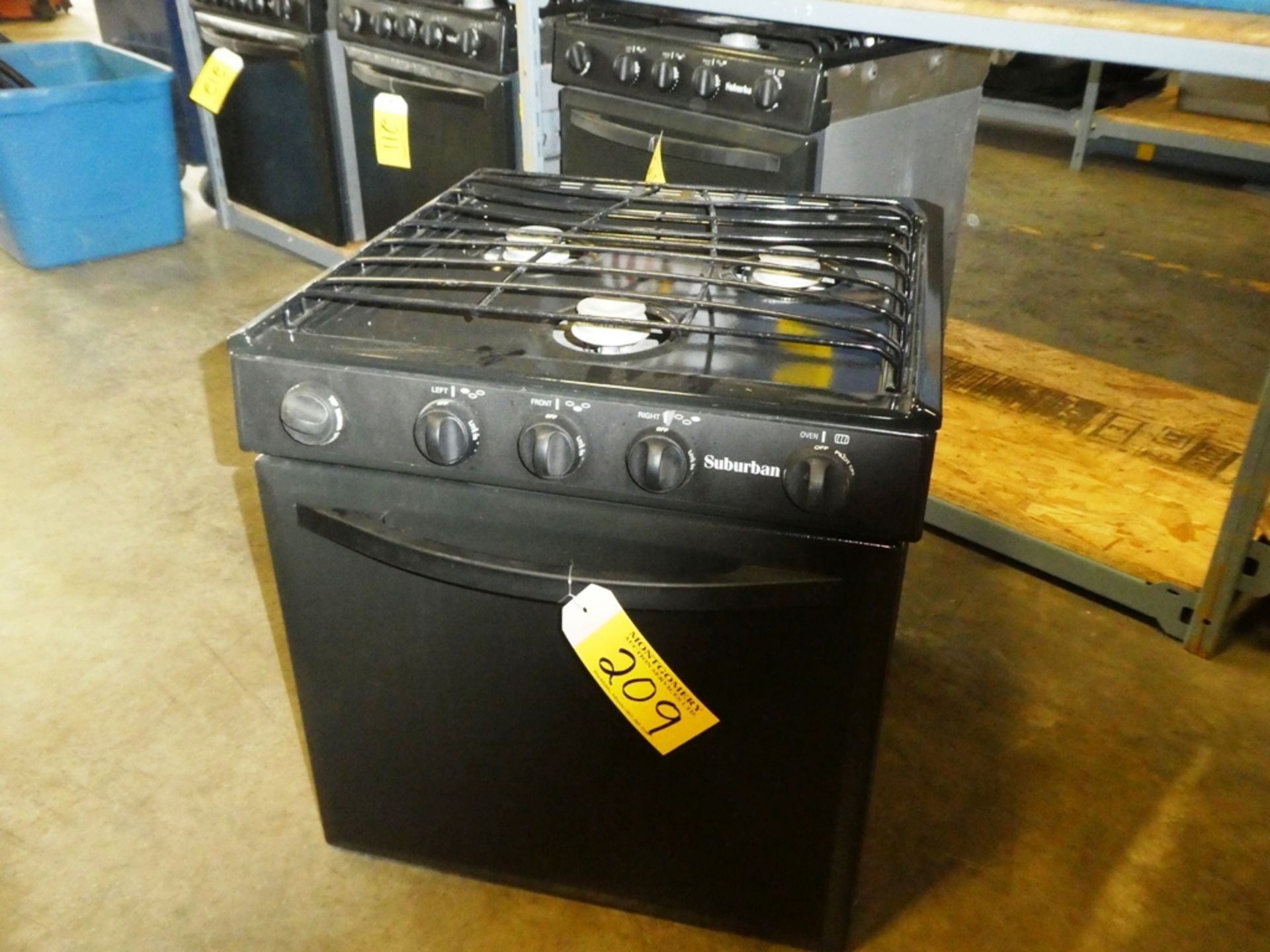 SUBURBAN LPG RANGE & OVEN FOR RV OR WELLSITE TRAILER