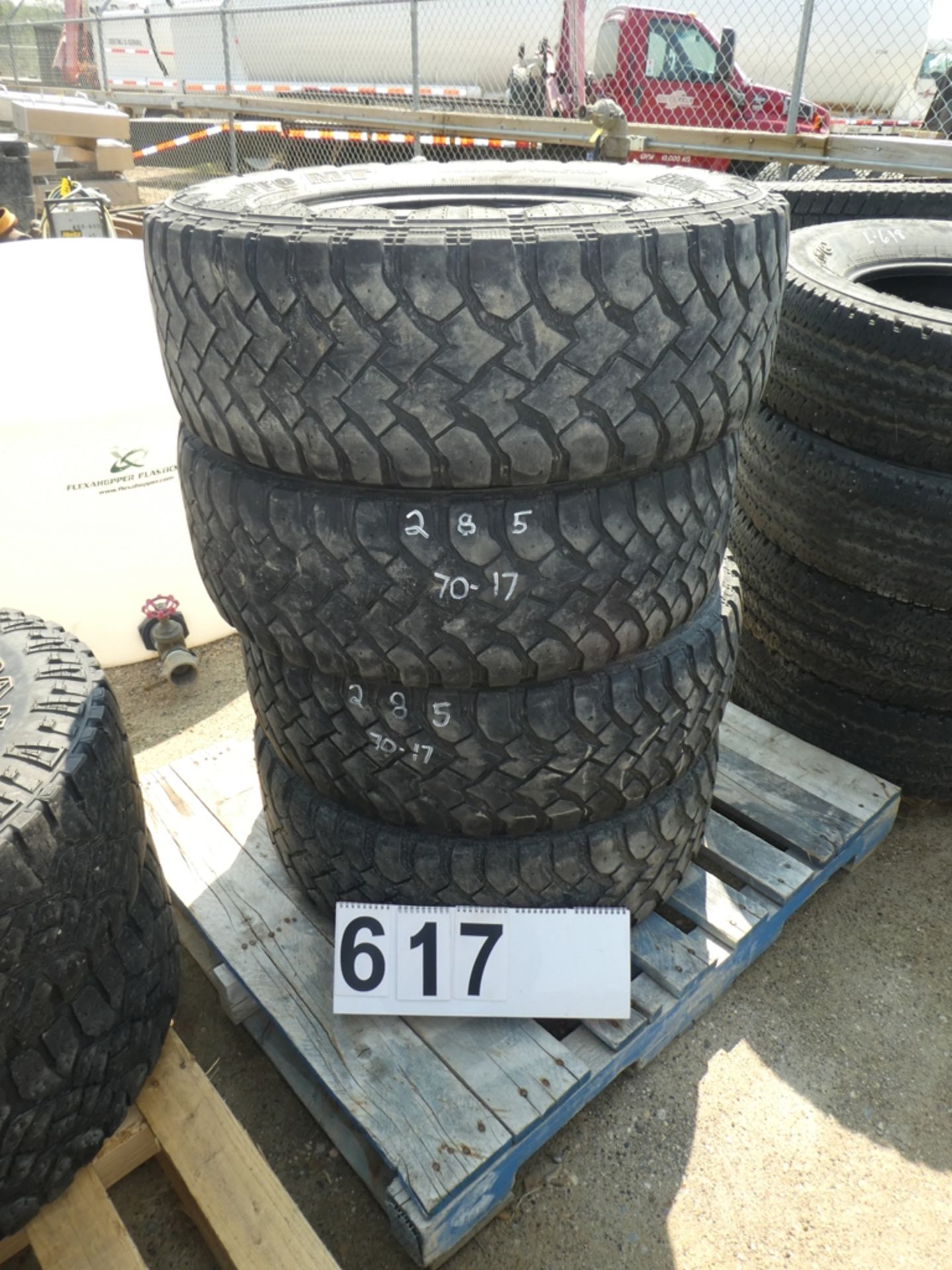 4 - DYNA PRO MT LT285/70R17 TIRES