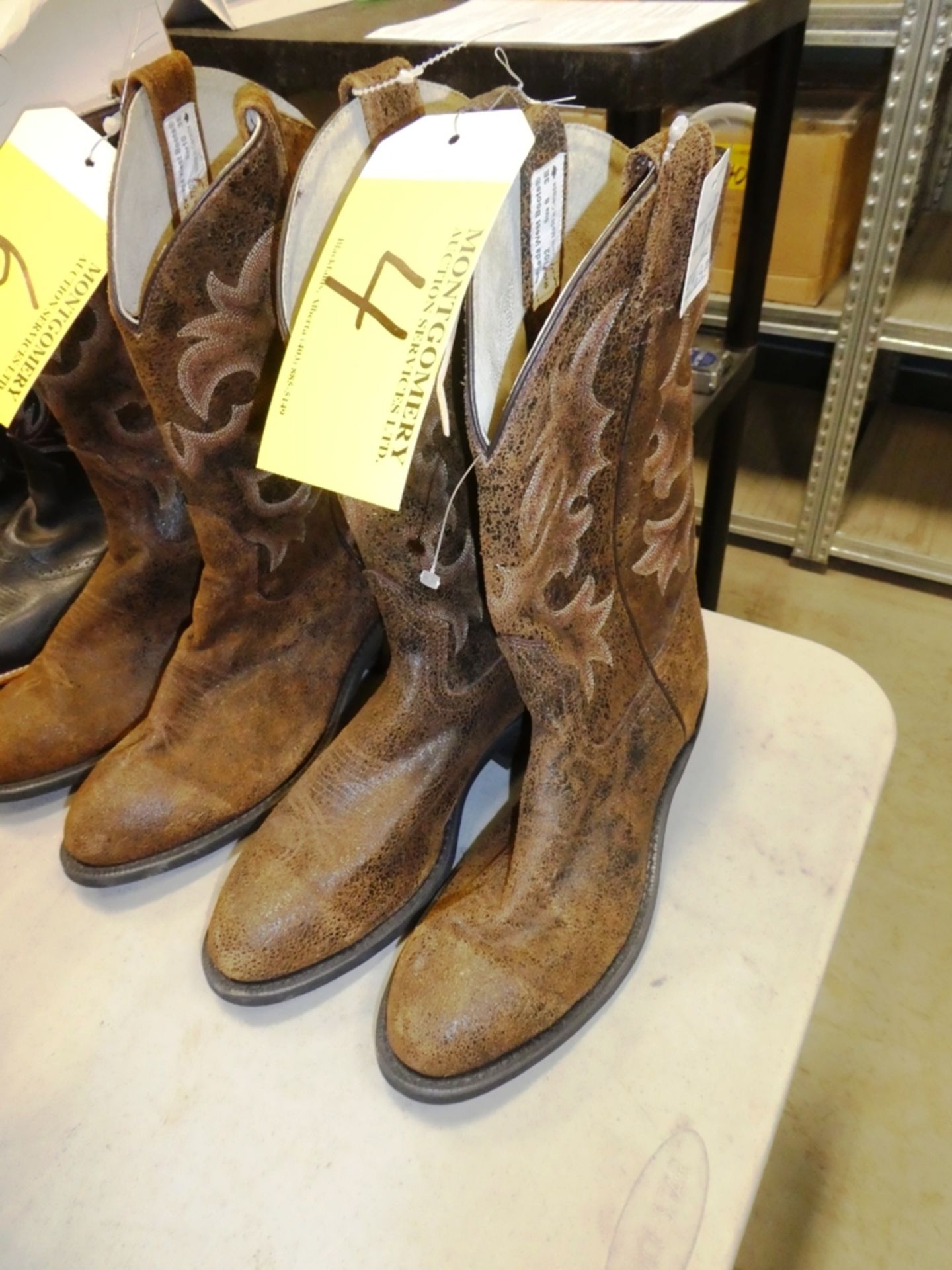 PR OF CANADA WEST COWBOY BOOTS, SIZE 8-3E