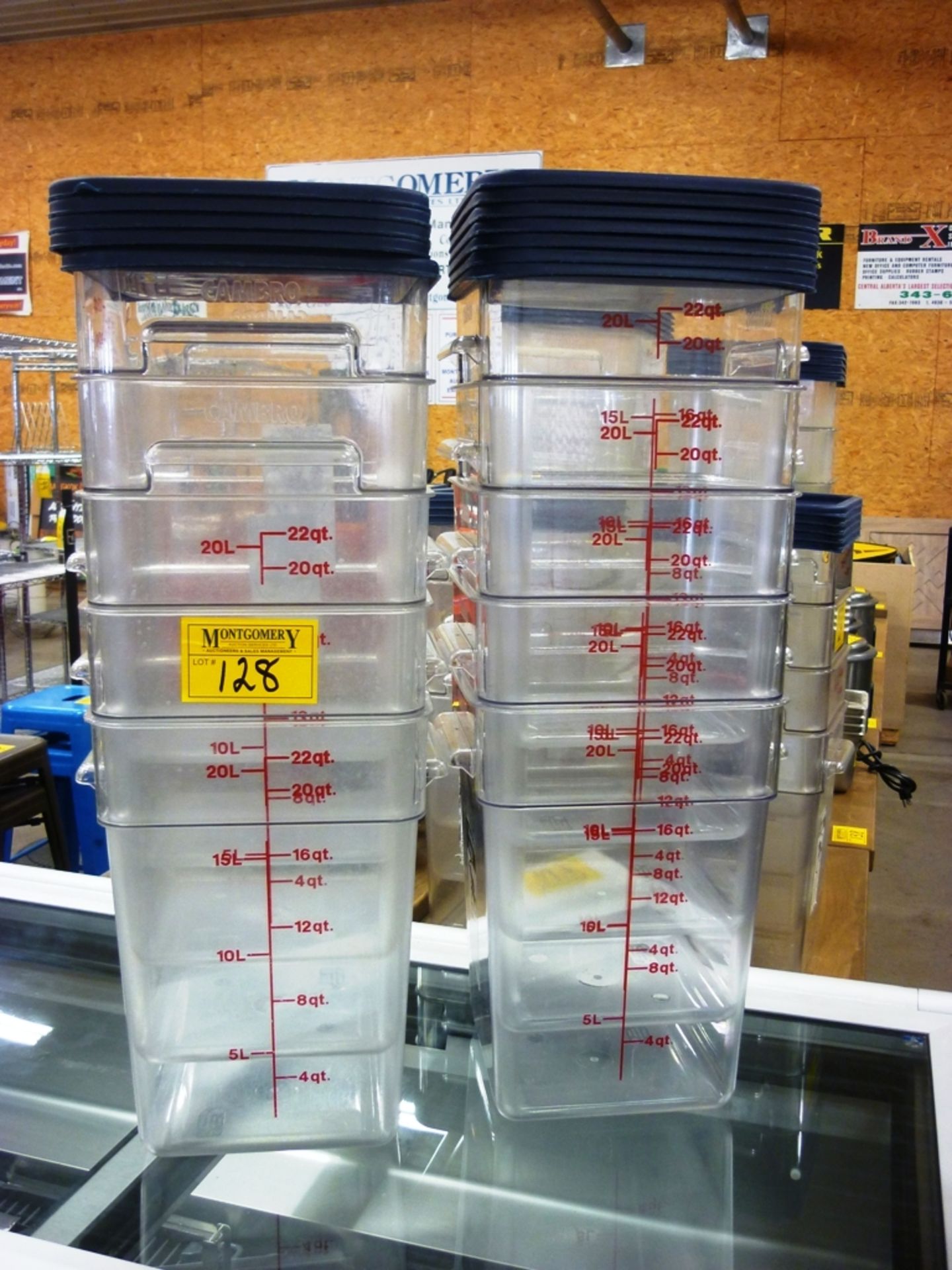 L/O 5 CAMBRO 20L BUCKETS W/LIDS