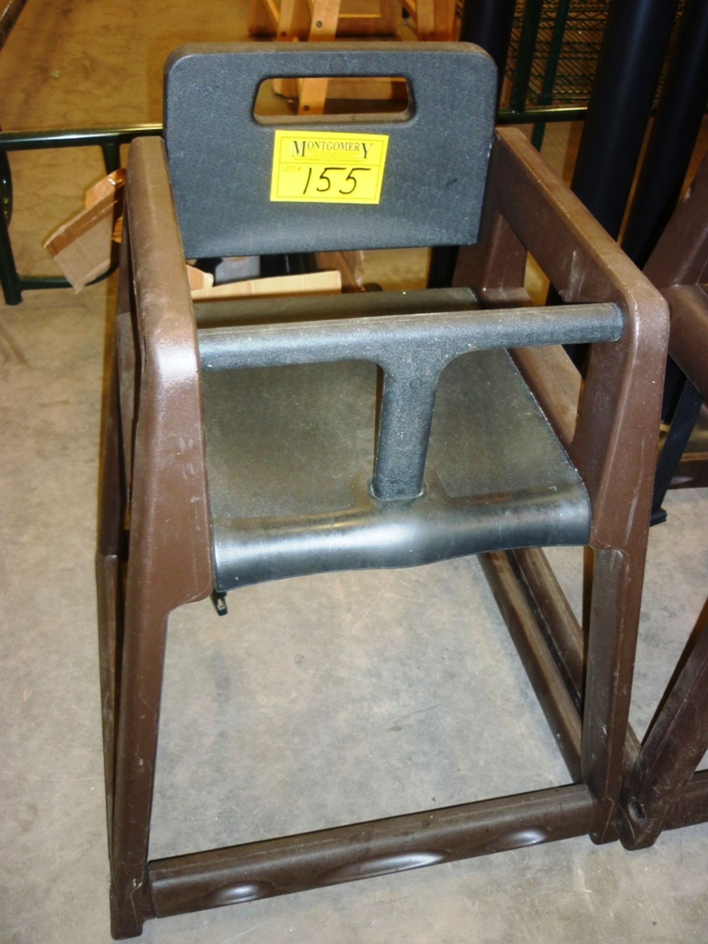 POLY HIGH CHAIR