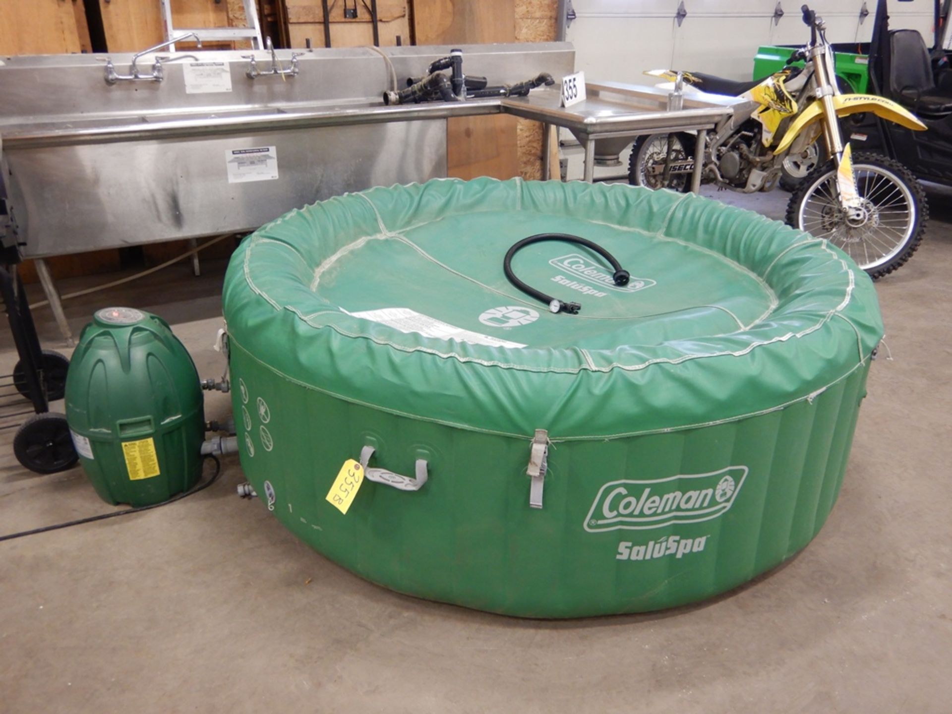 COLEMAN SALUSPA SOFT TUB HOT TUB WITH SALUSPA PUMP HEATER JETS AND INFLATION HOSE AND GAUGE