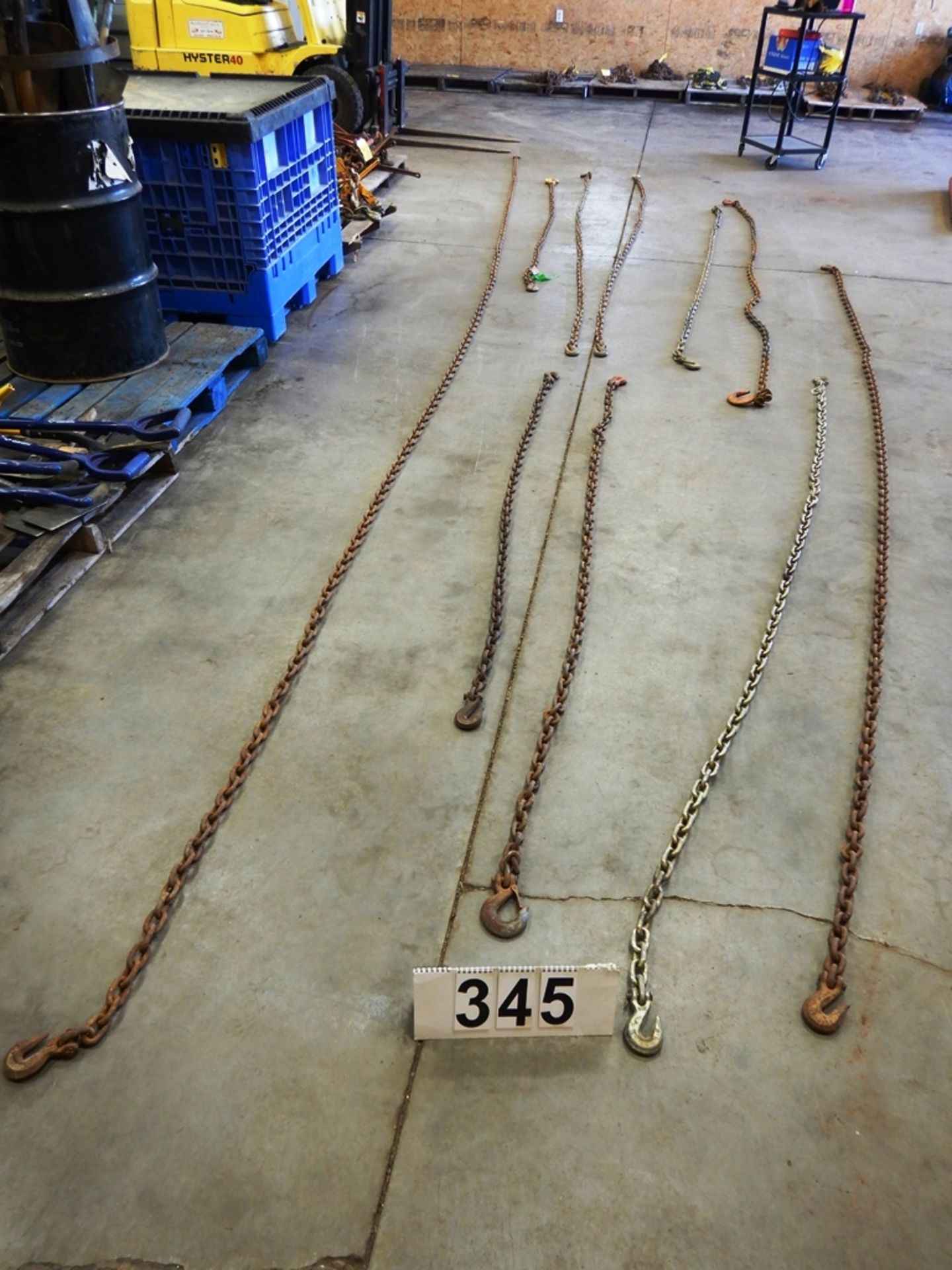 24' 3/8" DOUBLE ENDED CHAIN W/ HOOKS TITAN SUPPLY 8' 3/8" 7100LB DOUBLE ENDED CHAIN W/ HOOKS2 - - Image 5 of 5