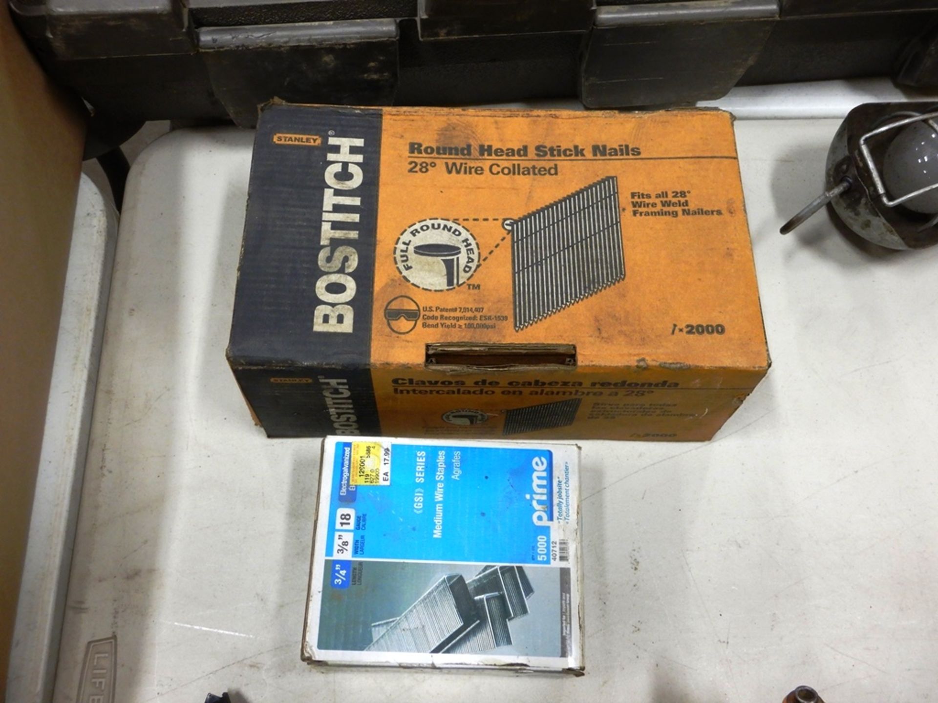 BOSTITCH AIR NAILER W/ RND. HEAD NAILS - Image 2 of 2