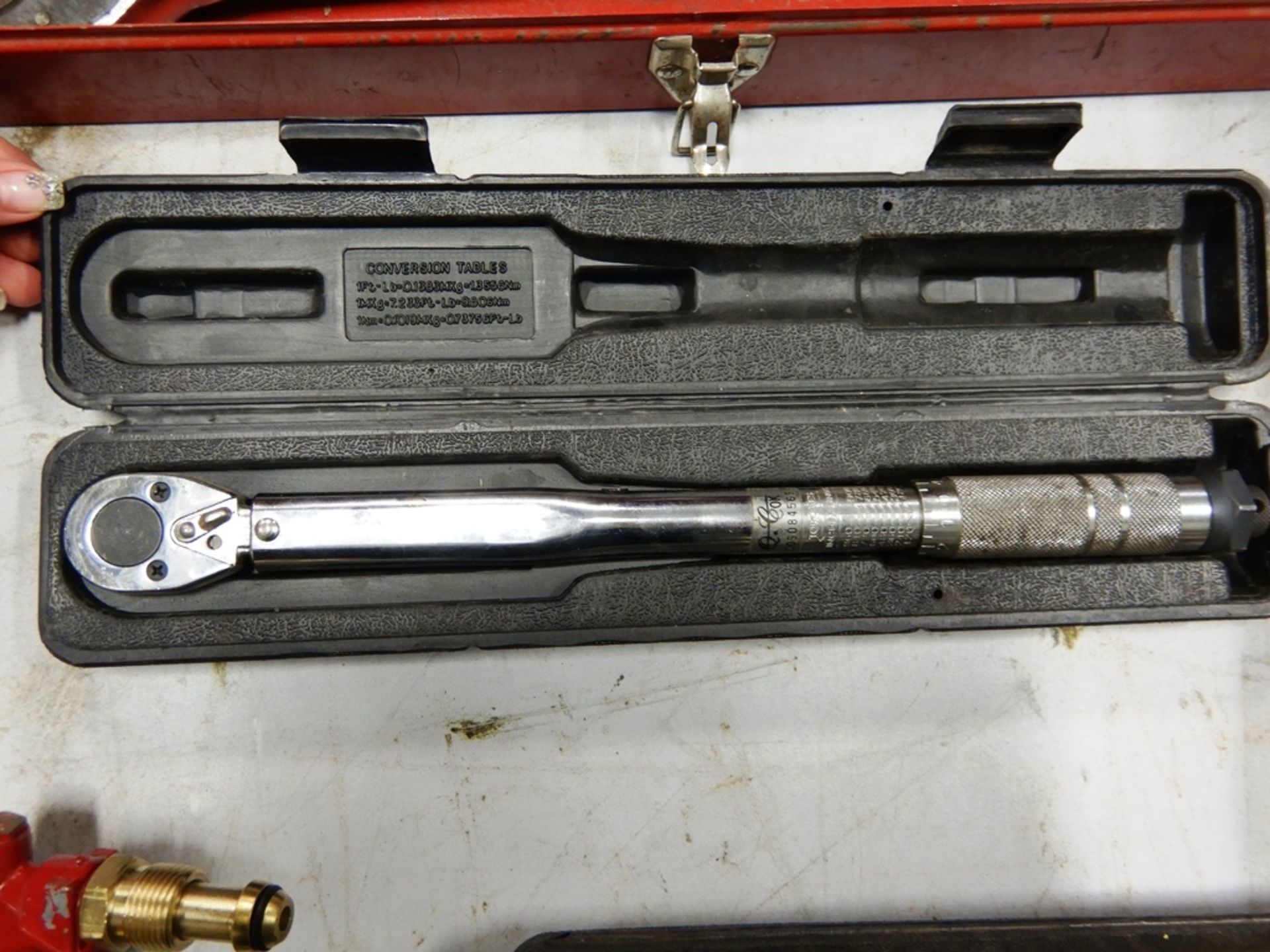 POWER FIST 3/8" DR. ADJUSTABLE TORQUE WRENCH CLICK TYPE 900FT/LB