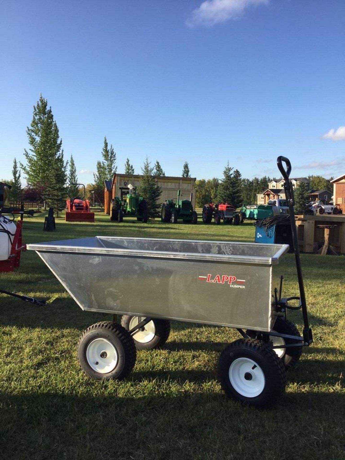 LAPP 4 WHEEL SS DUMPER WAGON M# 1027