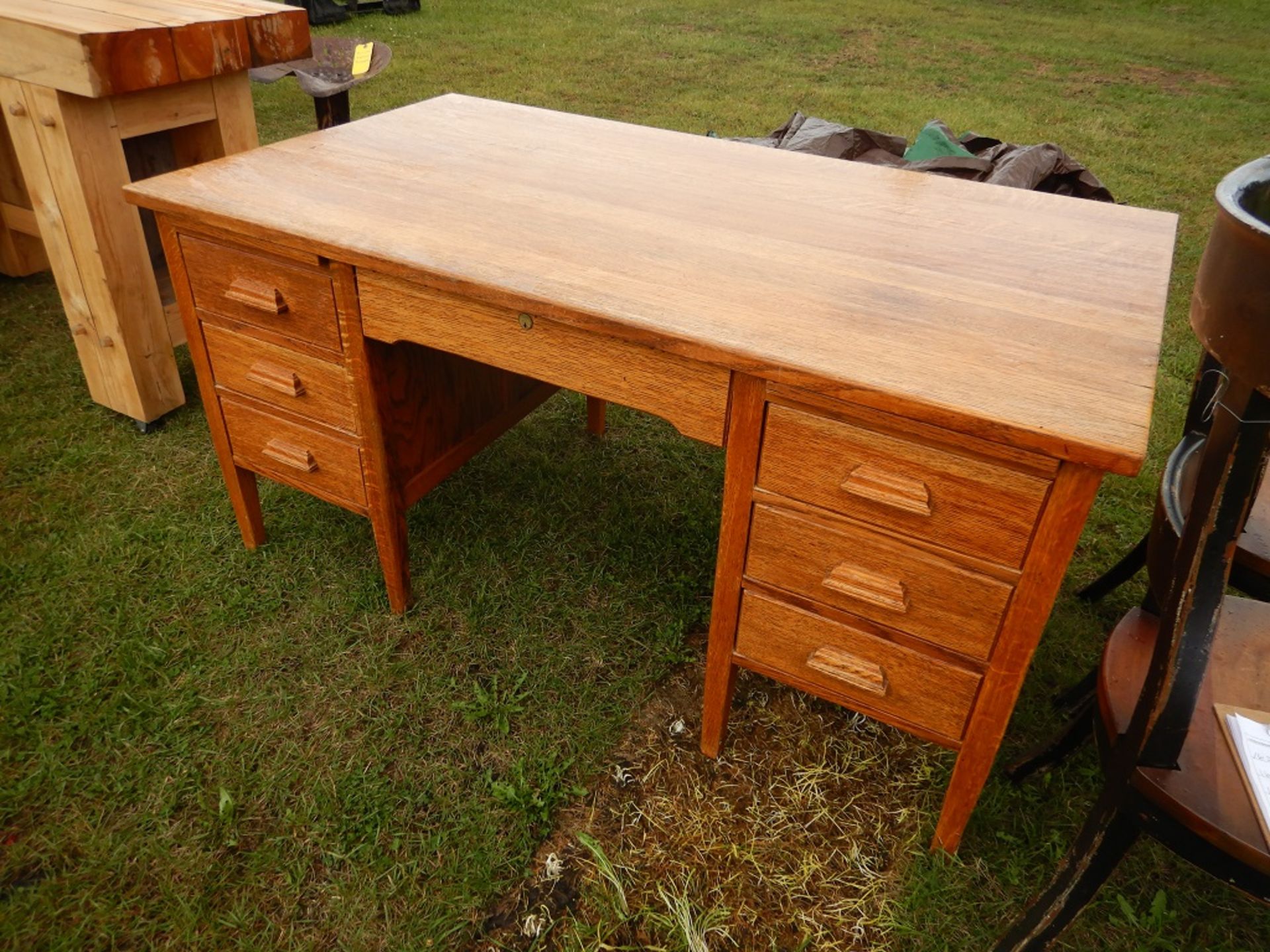 WOOD DESK & 2 CHAIRS - Image 2 of 3