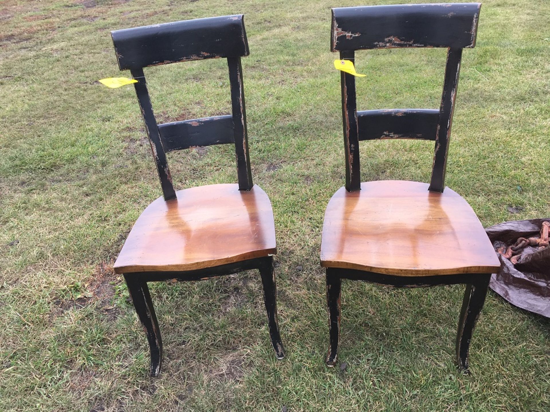 WOOD DESK & 2 CHAIRS