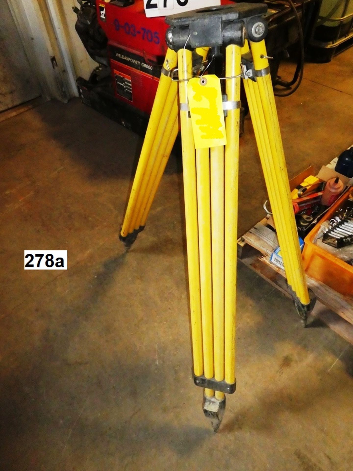 SURVEYOR'S TRIPOD & SITE STICKS - Image 2 of 2