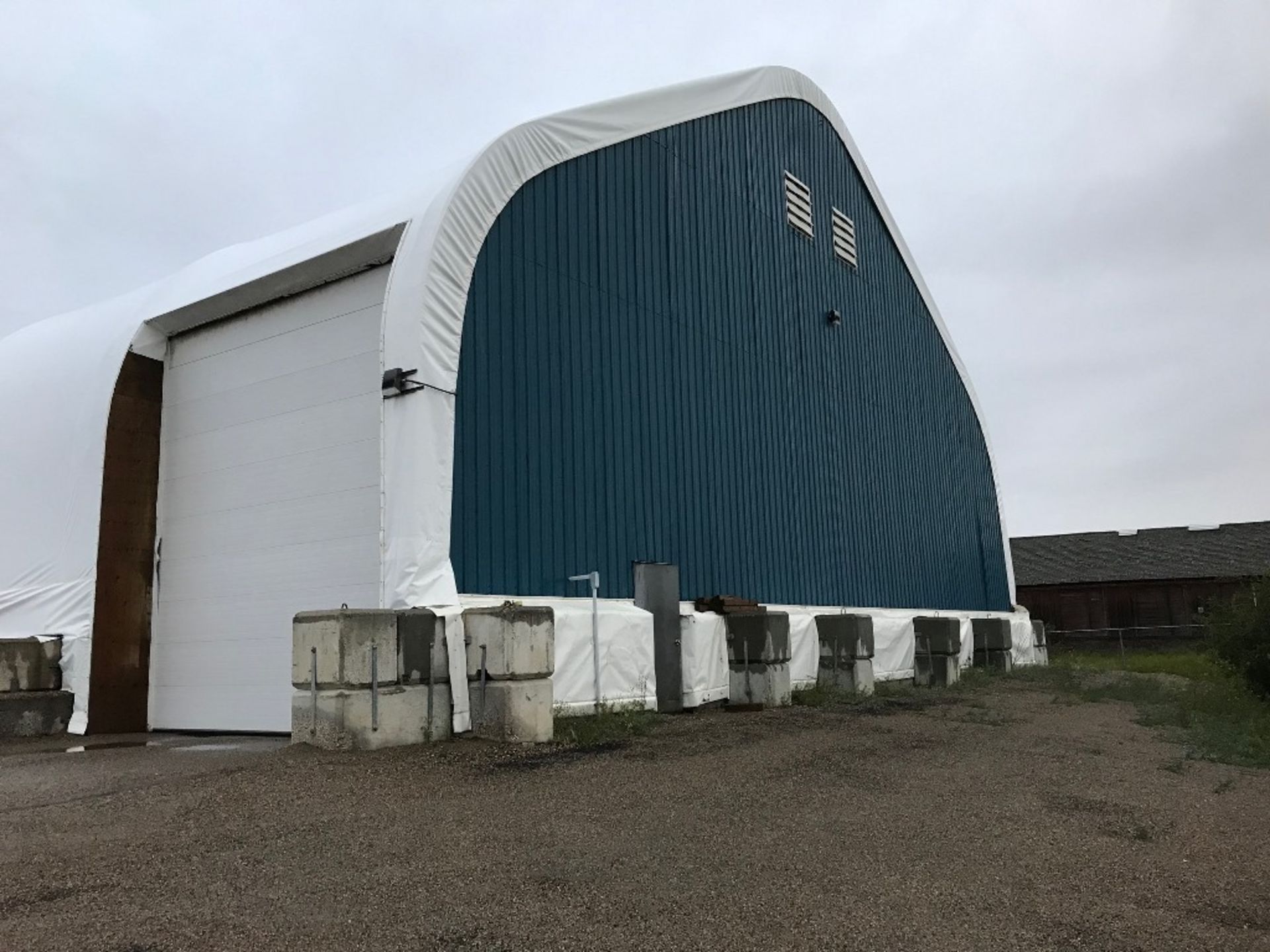 2006 PAVILION 74'X 197' TARP STORAGE SHELTER/BUILDING - Image 2 of 17