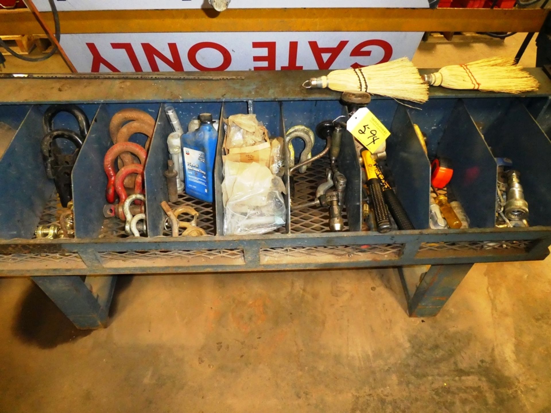 L/O SHACKLES, HAMMER, MISC. TOOLS IN TOOL RACK