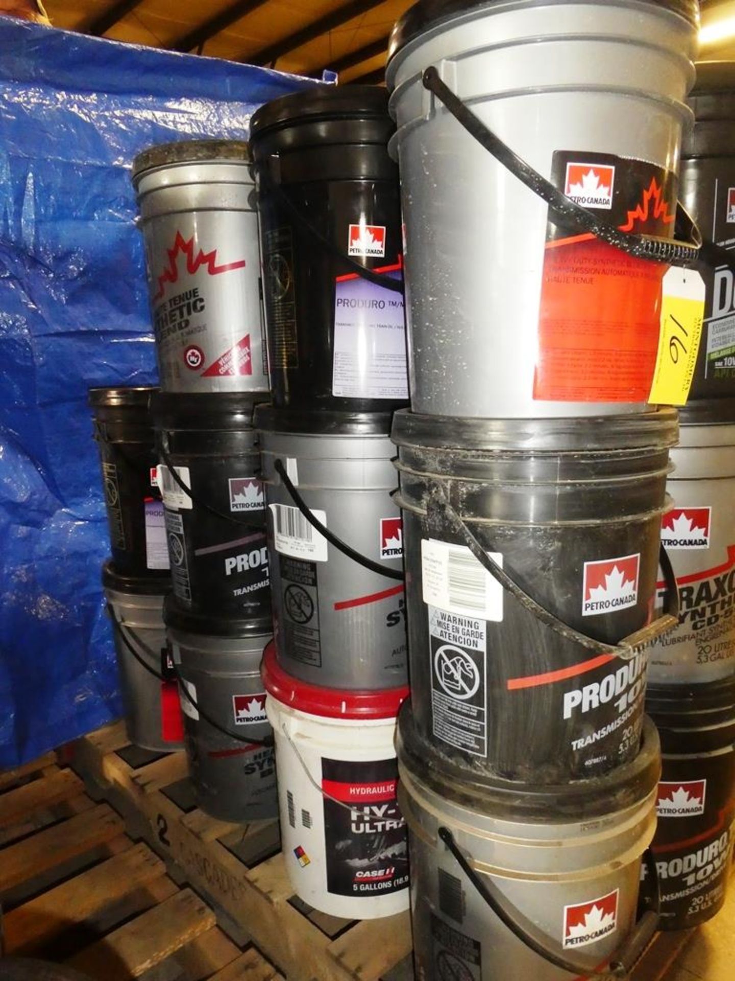 11-PAILS PETRO CANADA HD TRANSMISSSION FLUIDS, GEAR OILS, ETCSYNTHETICS & REGULAR