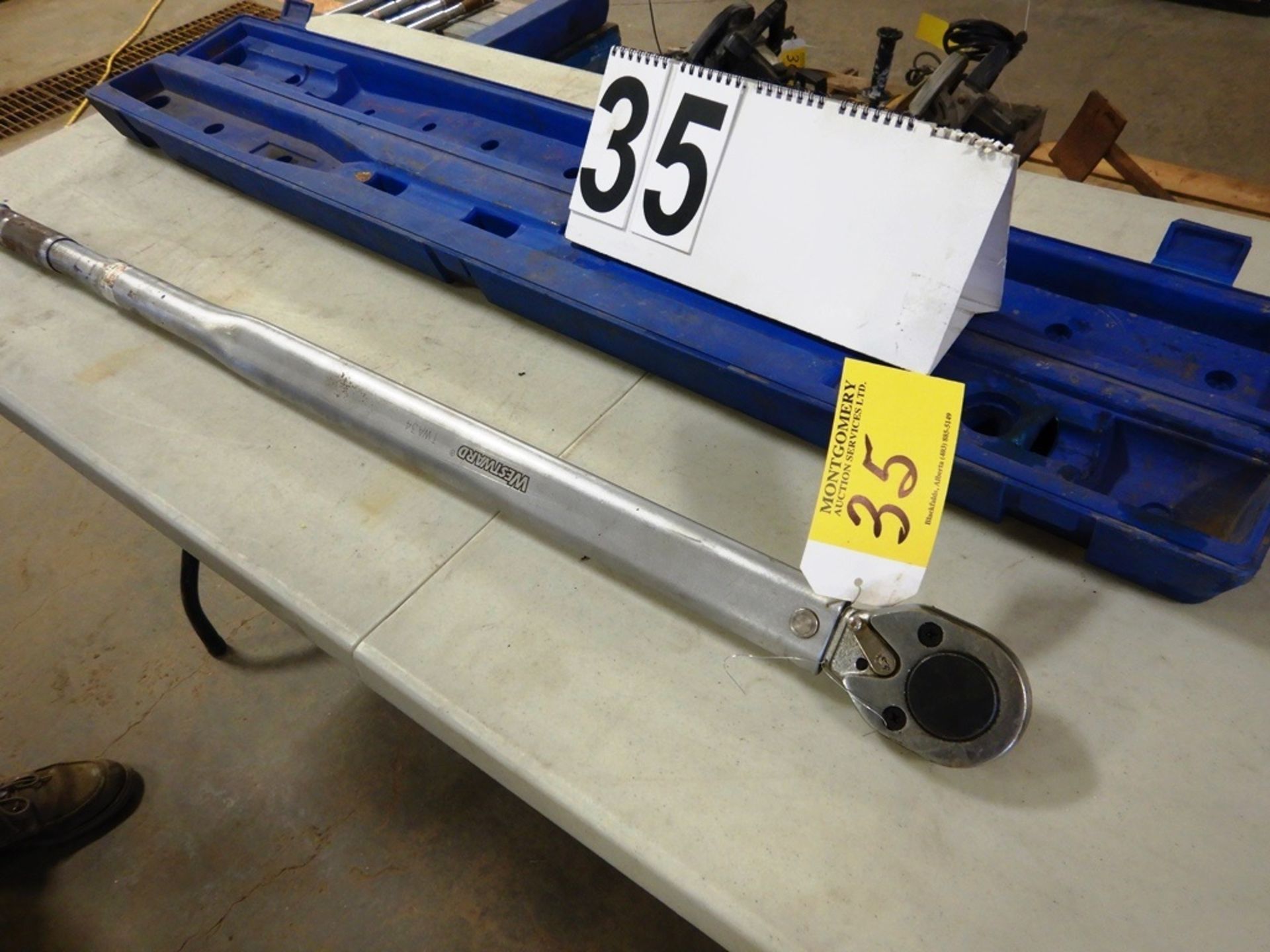 WESTAWARD 600 FT LB X3/4" TORQUE WRENCH W/CASE - Image 2 of 2