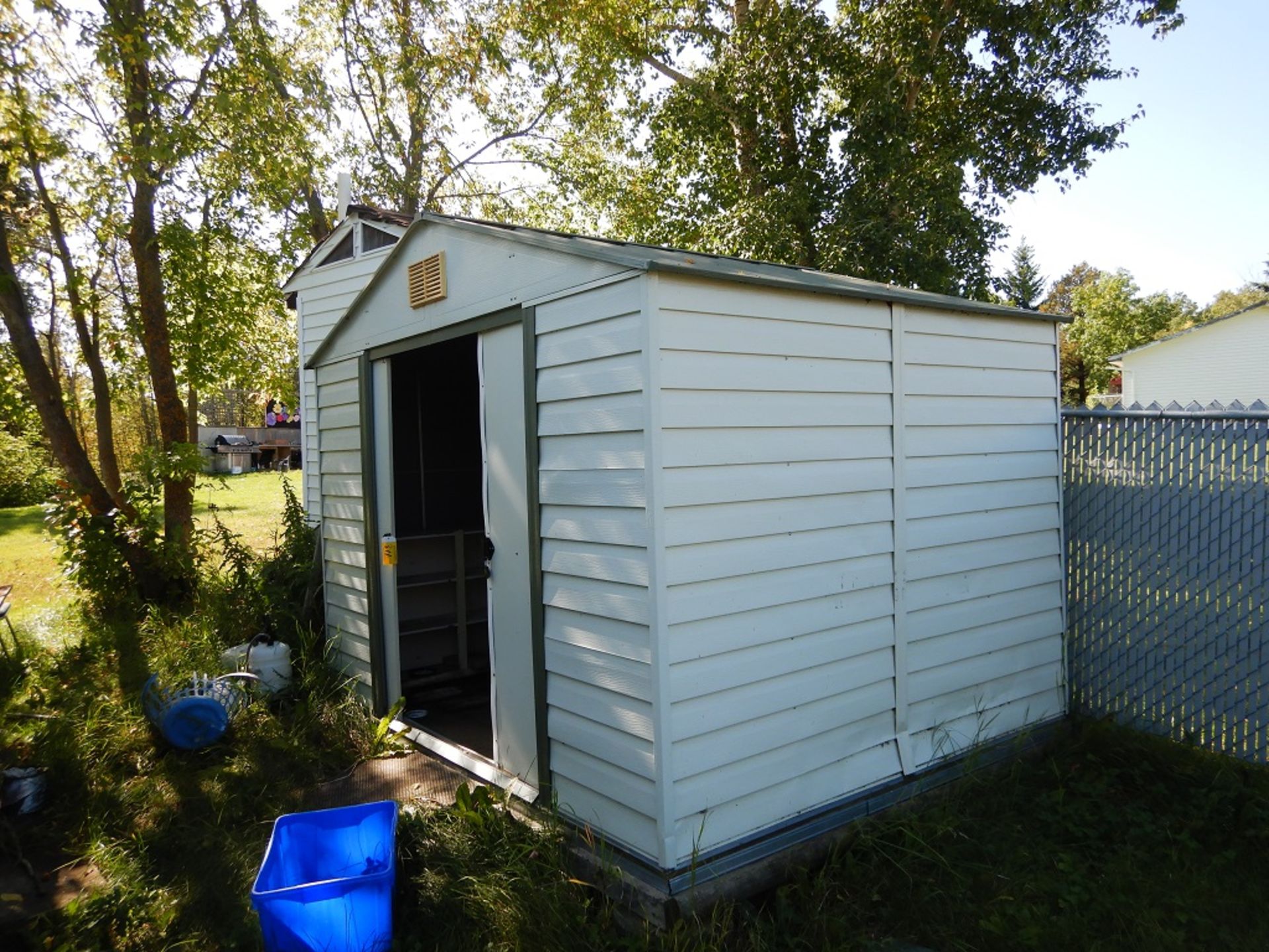 8'X10' METAL GARDEN SHED - Image 2 of 3