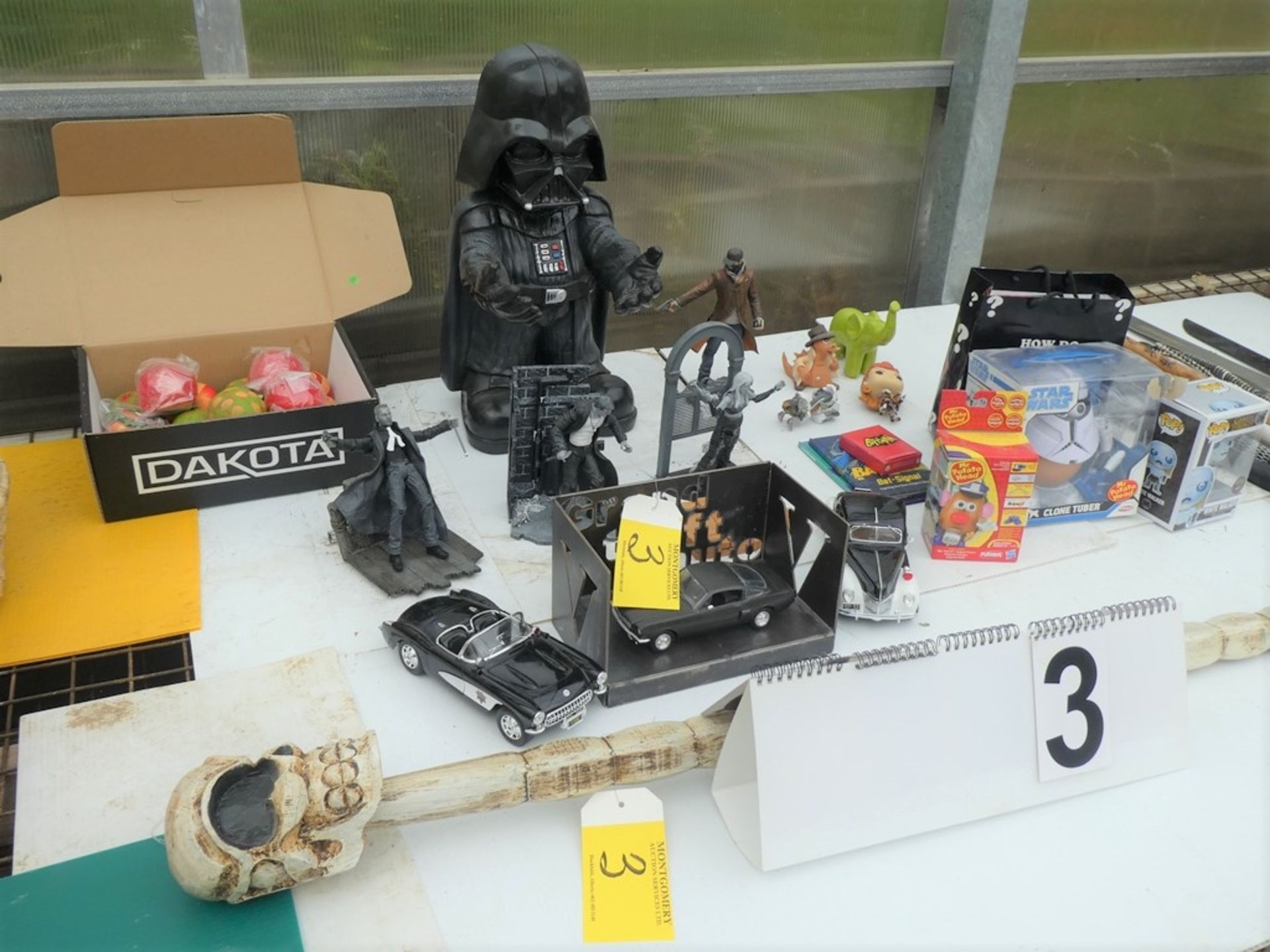 L/O GOTHIC FIGURINES, STAR WARS, DIE CAST CARS