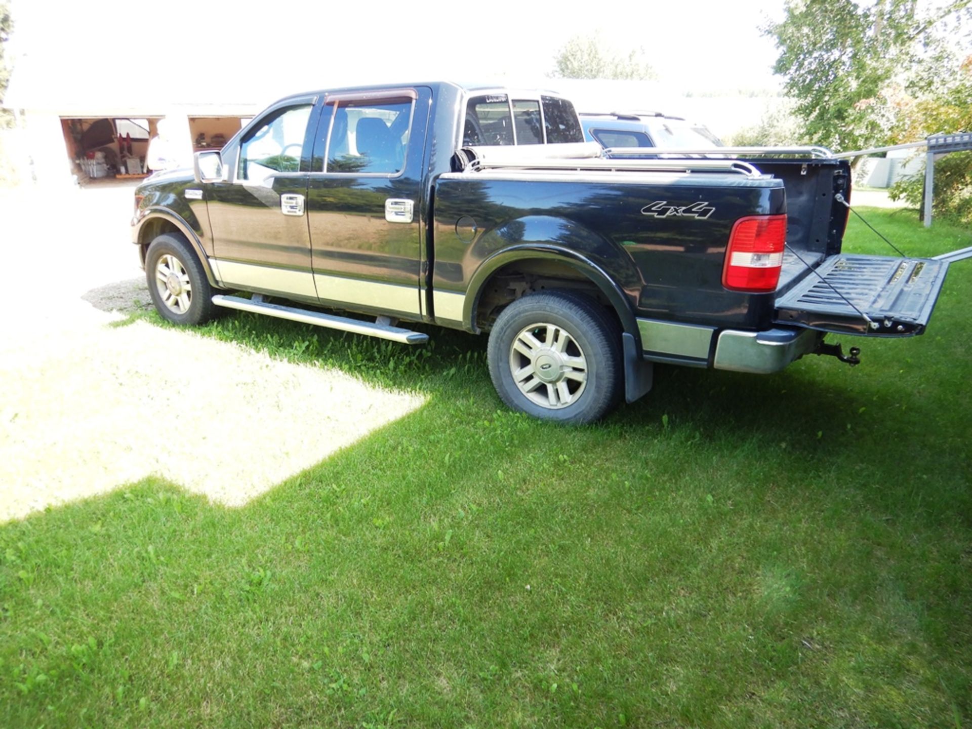 2004 Ford F150 XLT SUPER CREW SB 4WD TRUCK VIN: 1FTPW14504FA07719Engine: 5.4/330 V8A/T LEATHER W/ - Image 3 of 3
