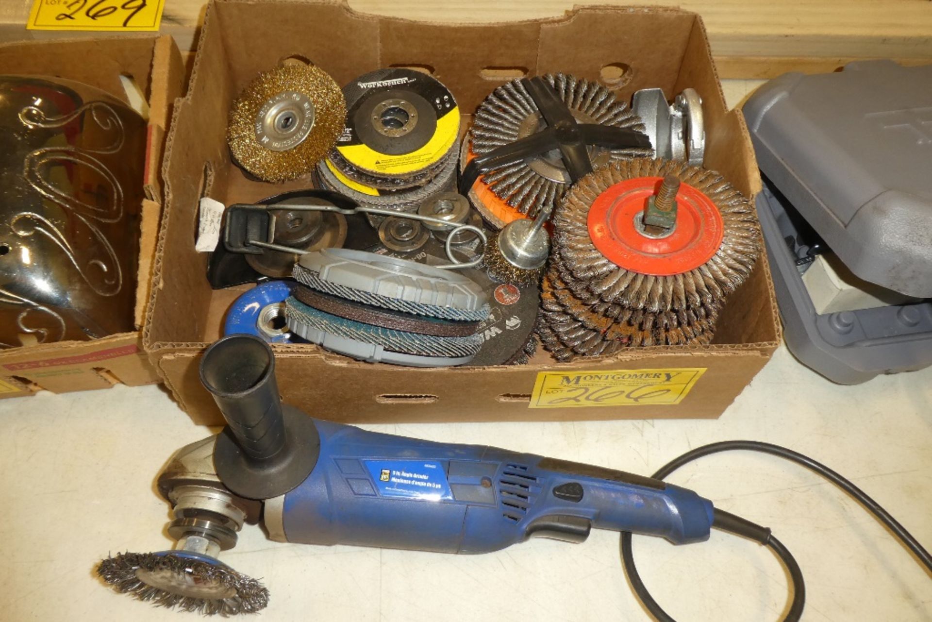 POWER FIST 5" ANGLE GRINDER W/ GRINDING WHEELS & DISCS