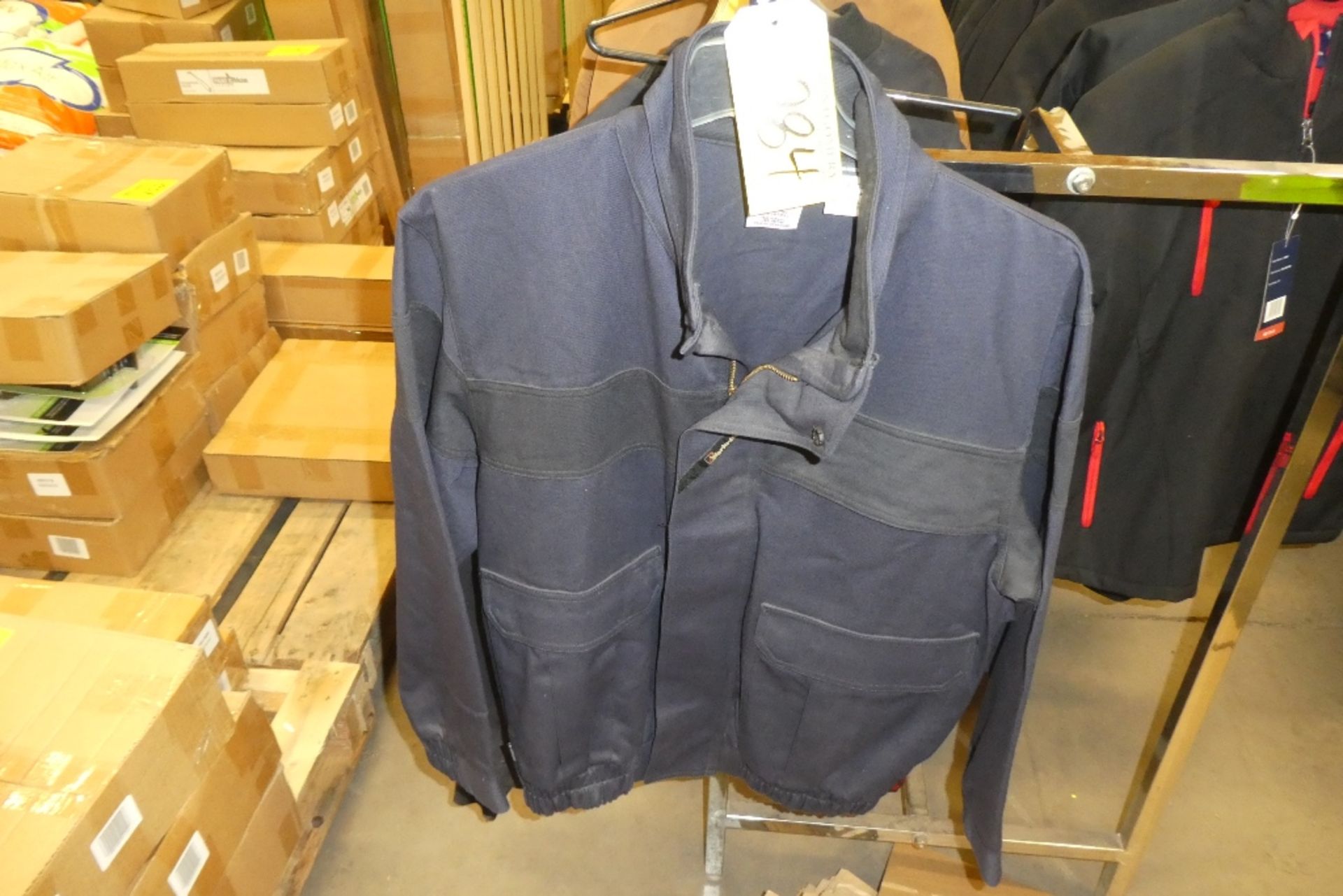 WORK RIGHT FLAME RESISTANT JACKET, SIZE MED REG