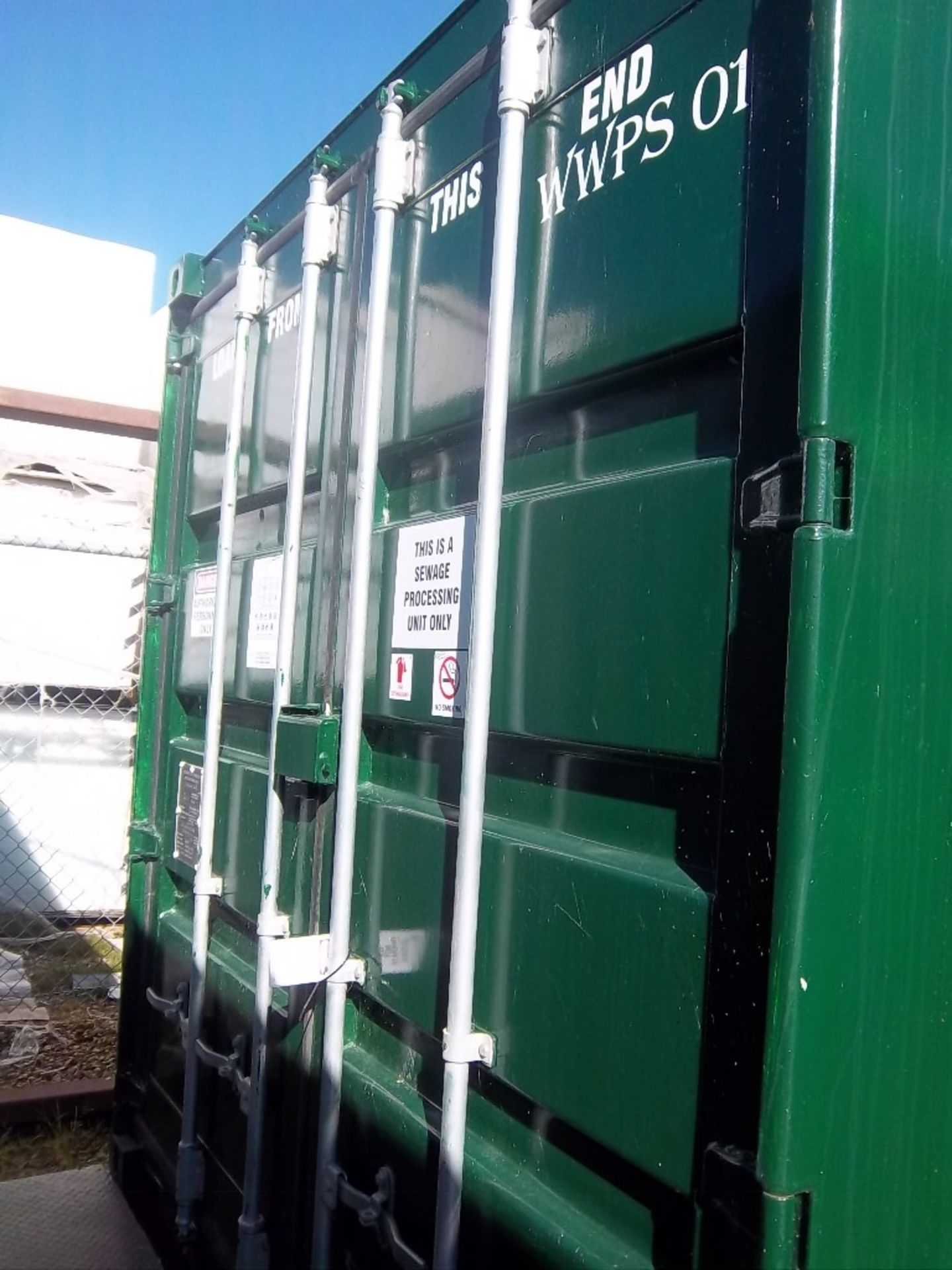 USED SHOP BUILT 24' SKIDDED SELF CONTAINED ENCLOSED WASTE WATER PROCESSING (TREATMENT) WATER SYSTEM - Bild 2 aus 7