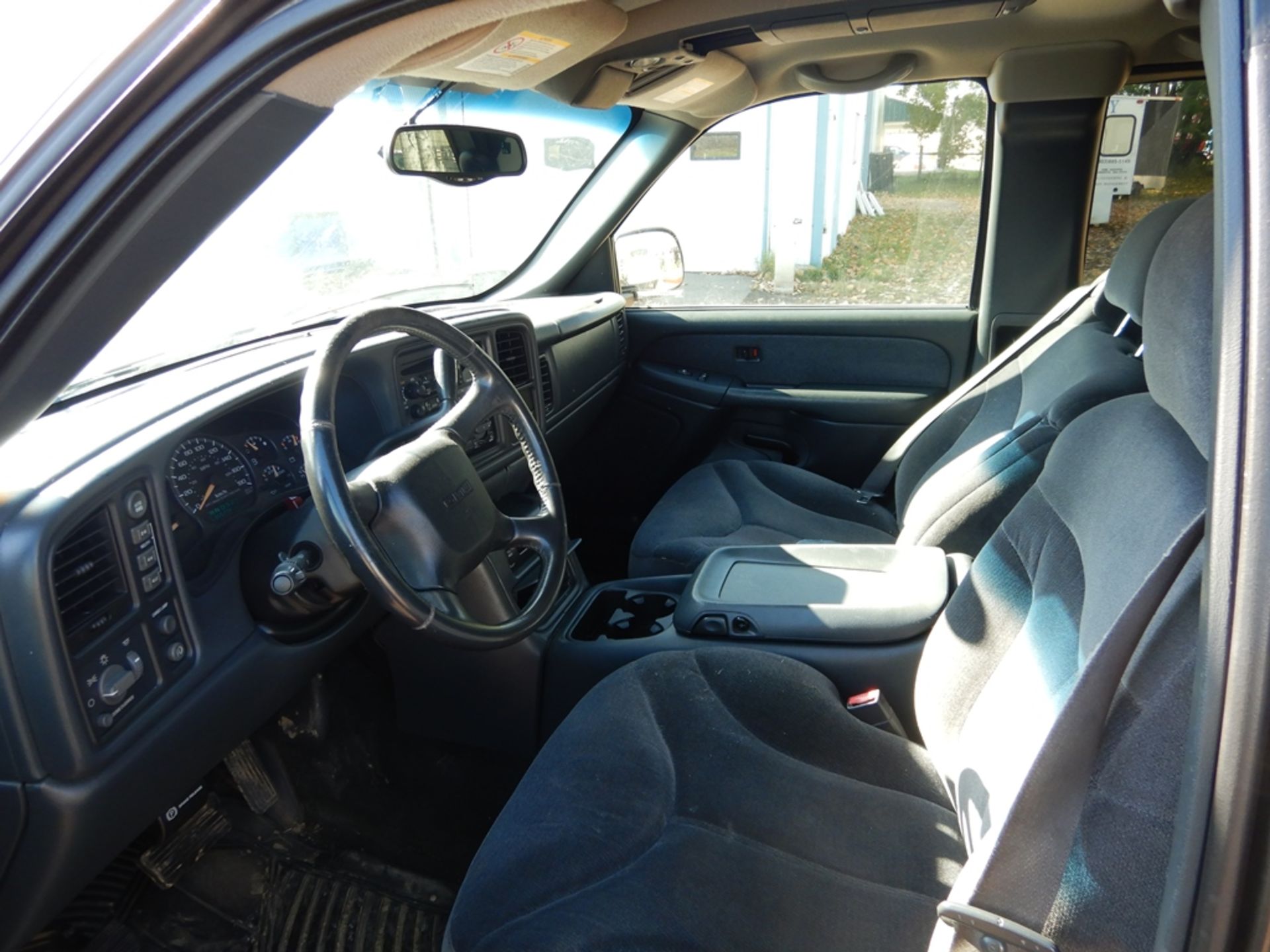 2002 GMC SIERRA 1500 Z71 4X4 EXT CAB TRUCK VIN: 1GTEK19T62E177676Engine: V8 VORTEX GASAT, 355,383 KM - Image 3 of 15