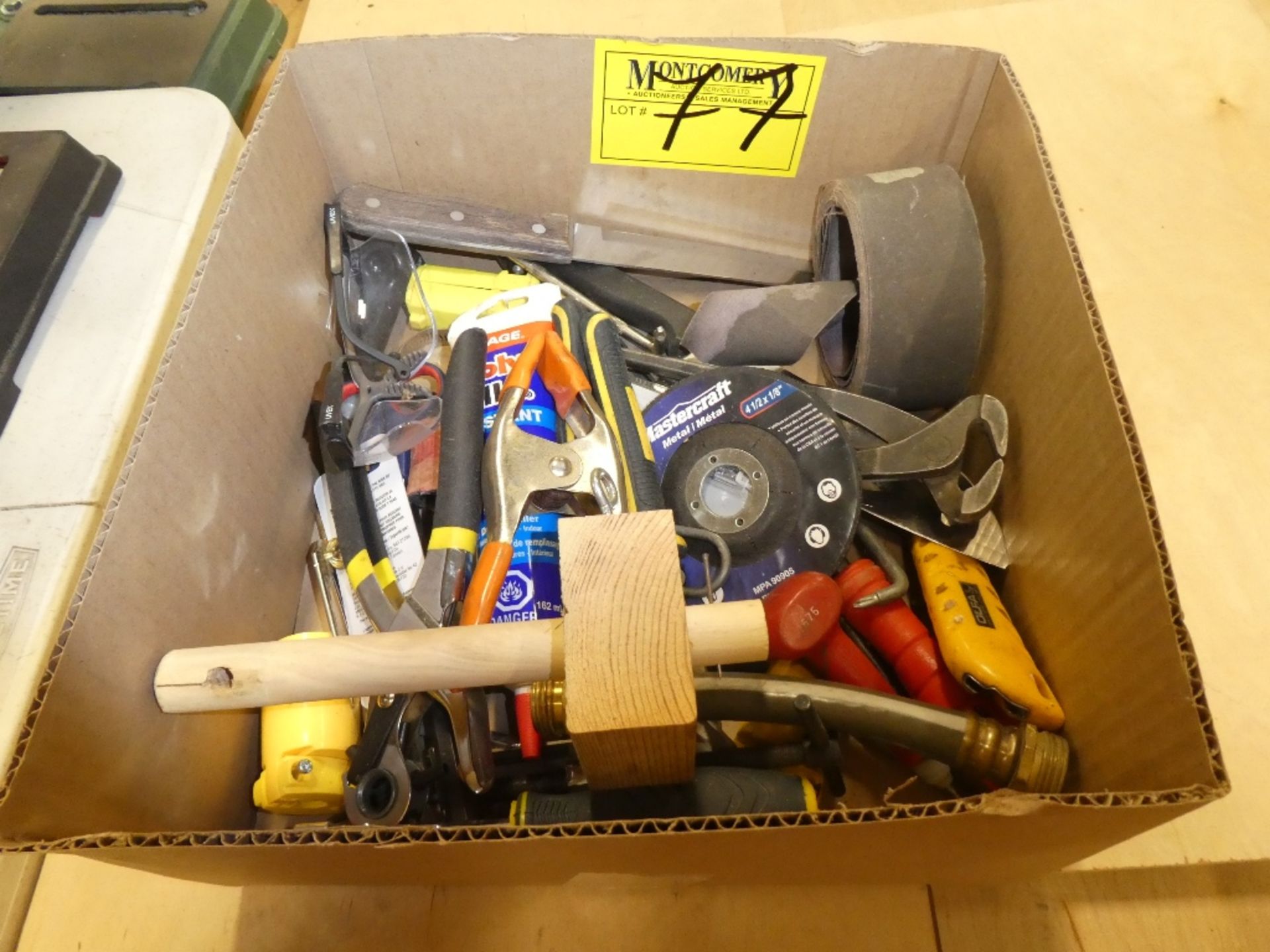 L/O ASSORTED HAND TOOLS CANWOOD AIR NAILER, MITER SAW, KNIVES, ETC.