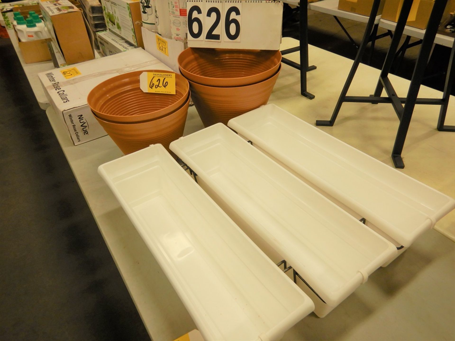 L/O 3- DCN 4224BR POLY RAIL PLANTERS - WHITE 4- -HOME GARDINIA 12" & 14" PLANTERS - Image 2 of 2