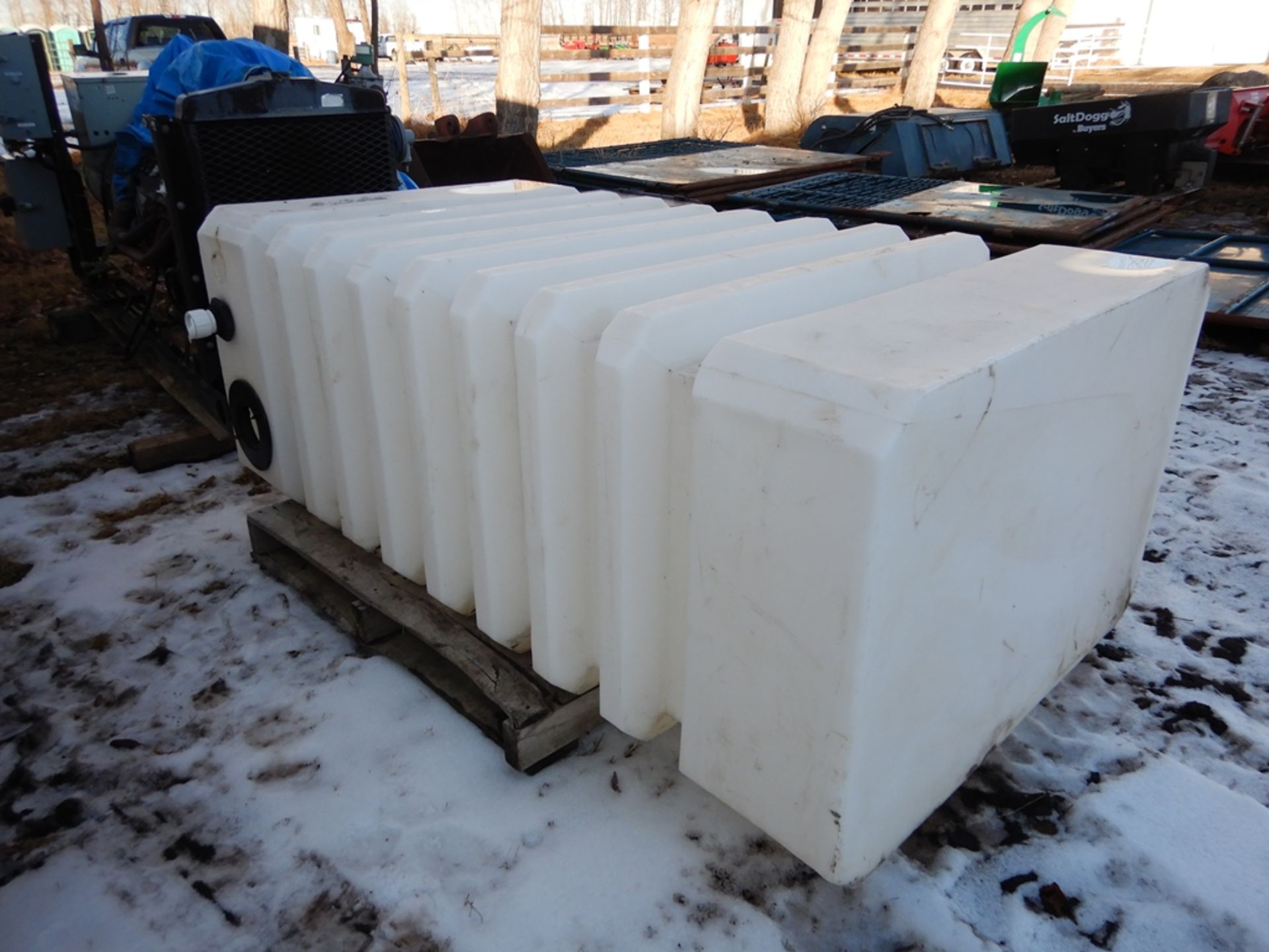 RECTANGULAR POLY WATER TANK, 42” X 30” X 81”