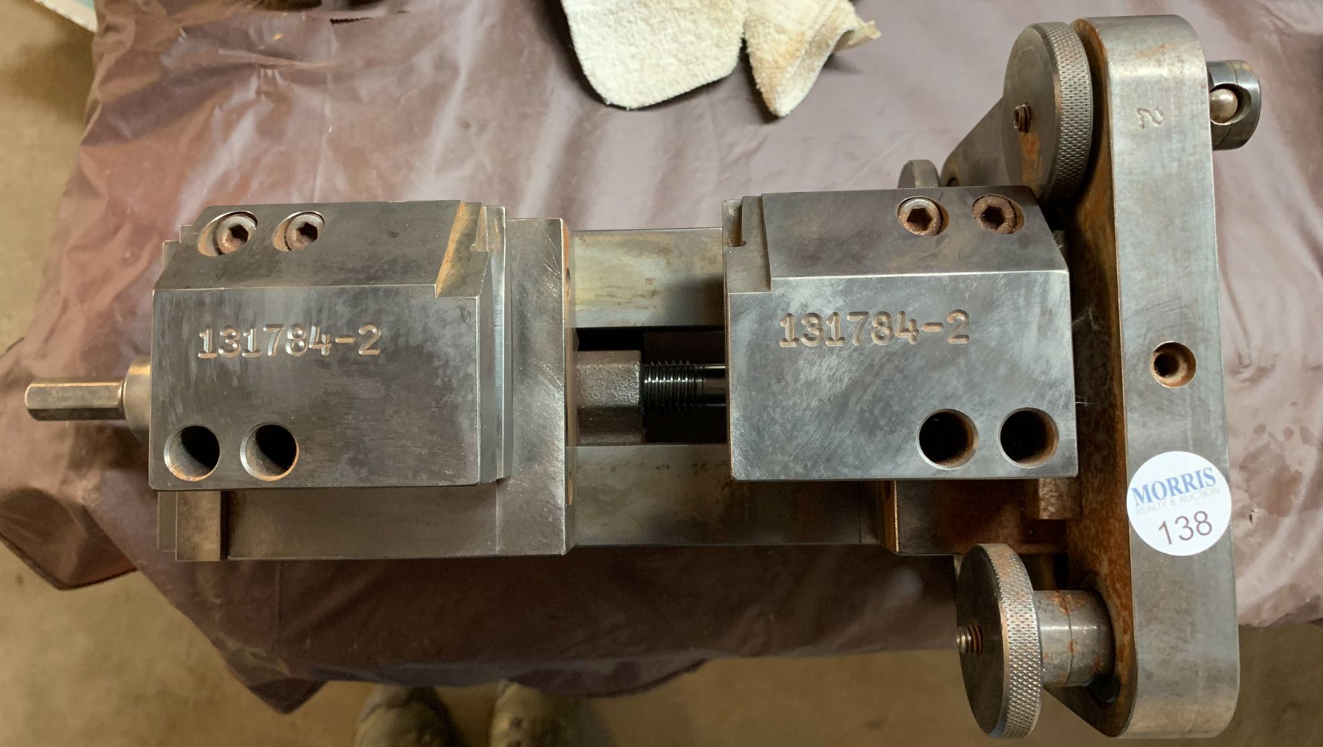 Milling vise, Kurt Mfg. - Image 2 of 3