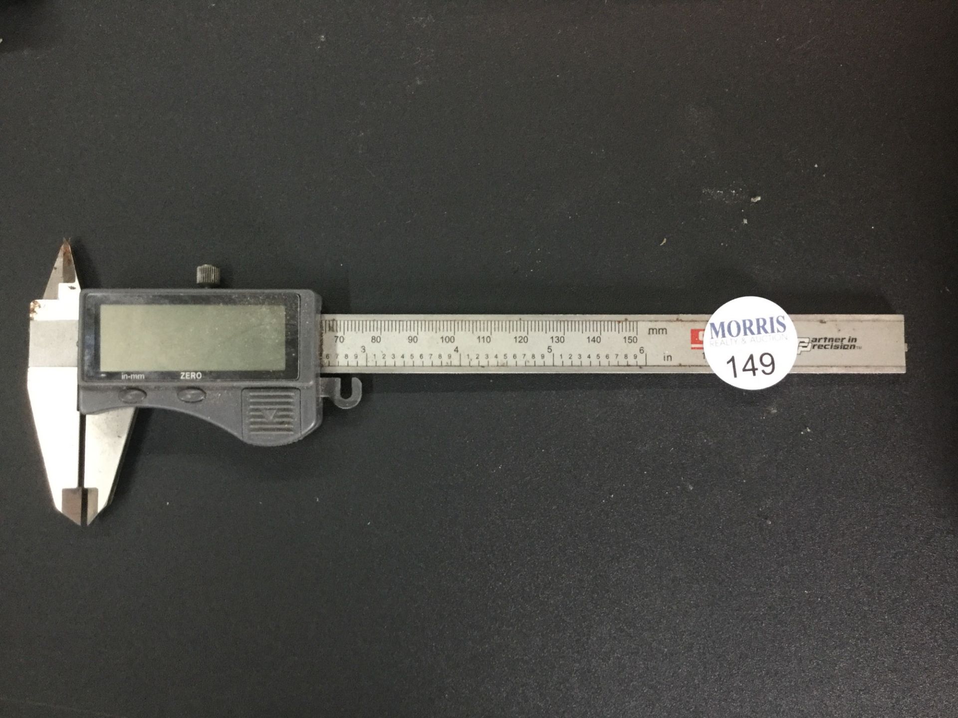 Digital caliper