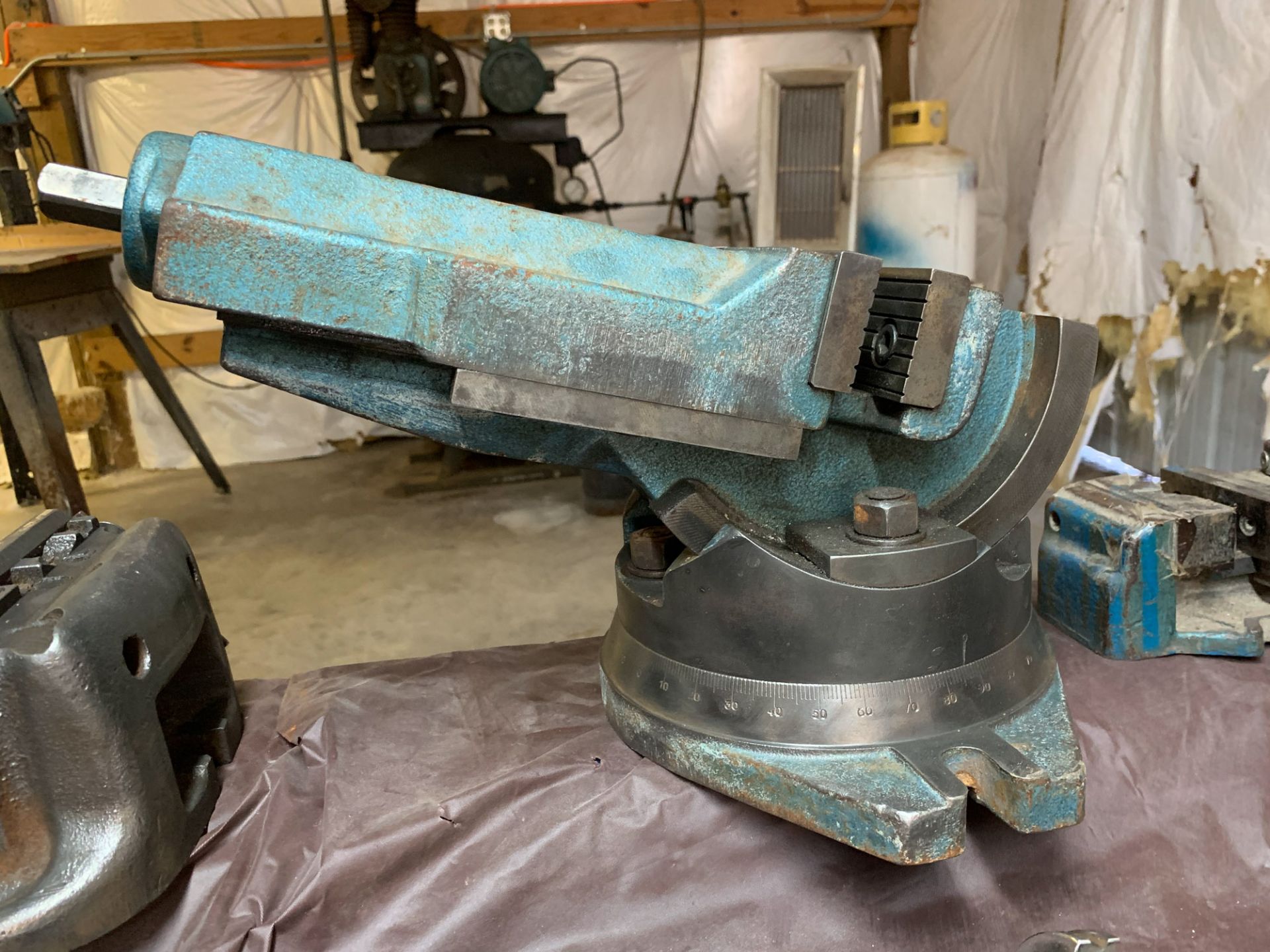 Milling vise, 2 axis - Image 2 of 2
